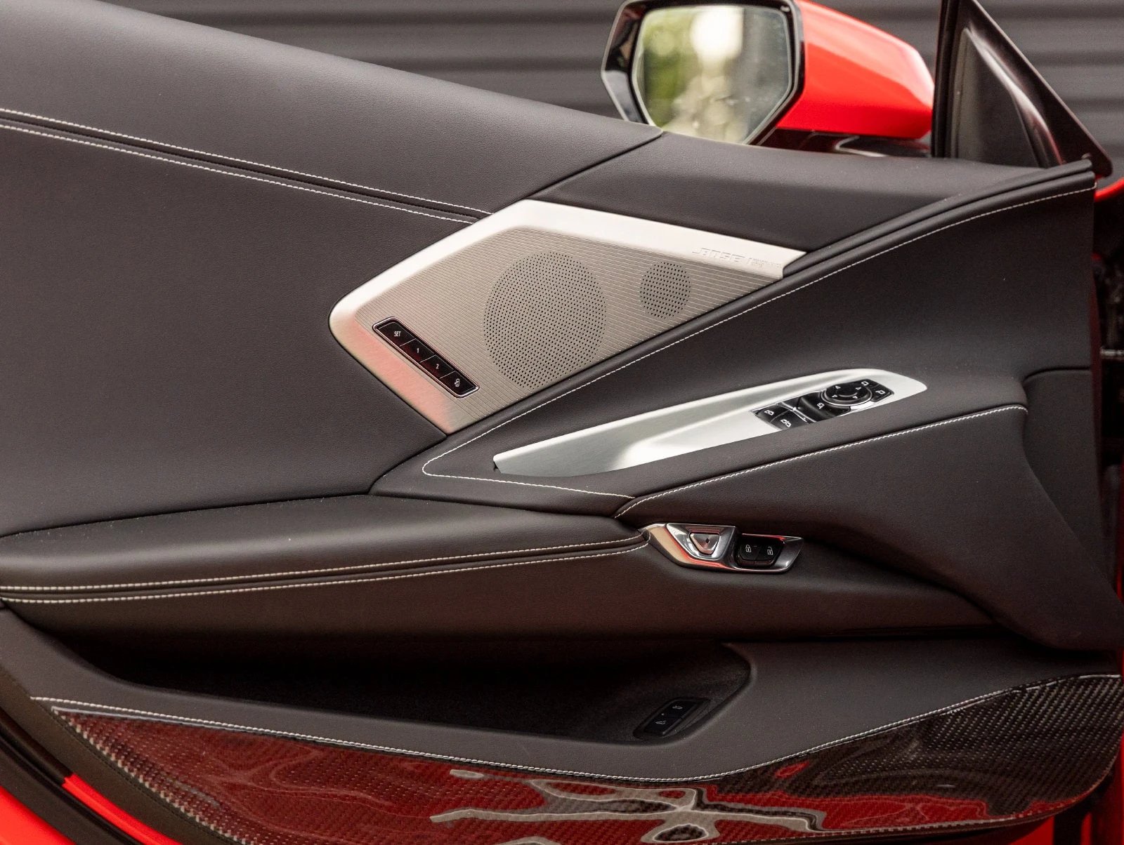 2025 Chevrolet Corvette Stingray C8, 18/30