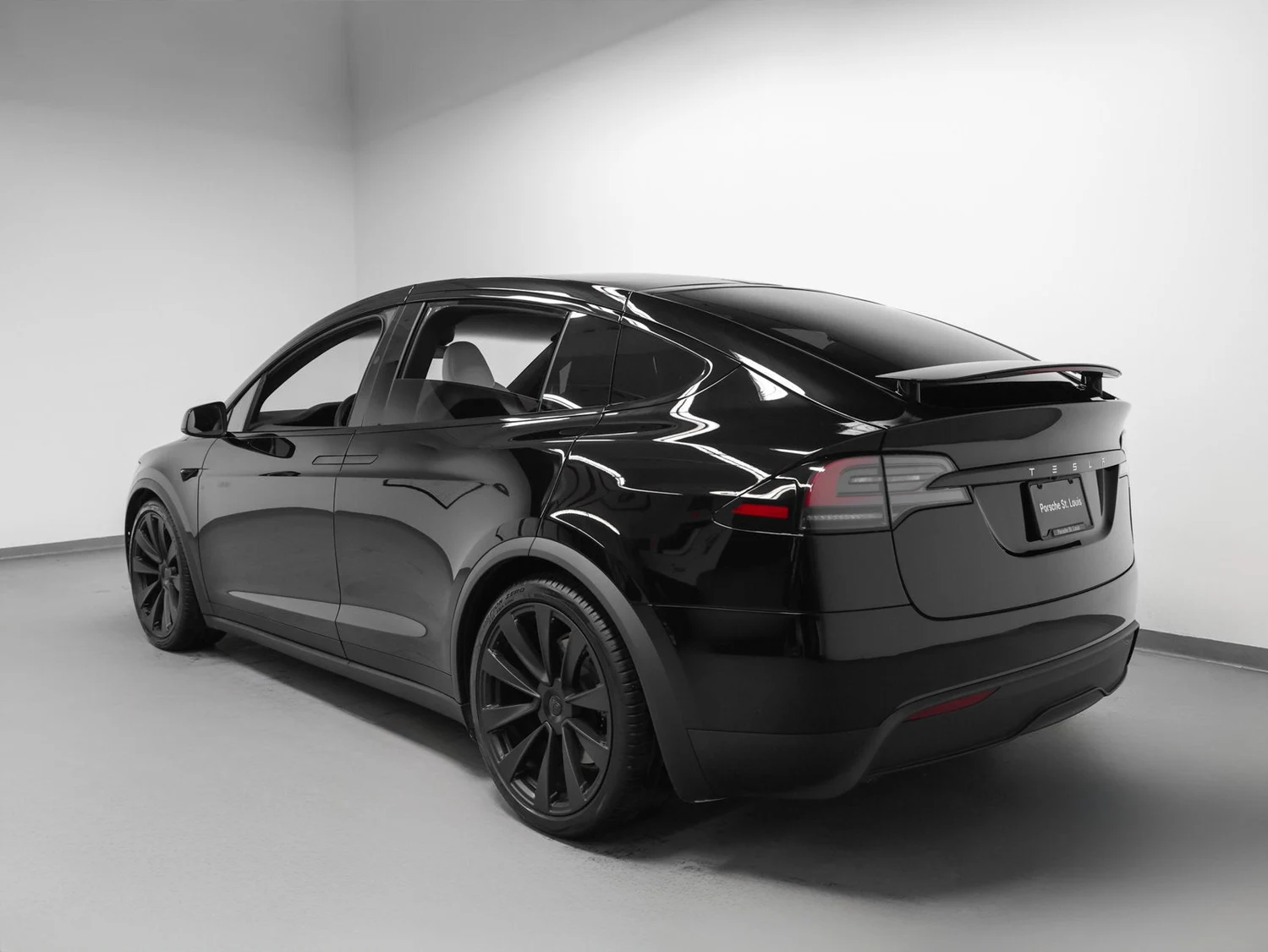 2023 Tesla Model X, 3/30