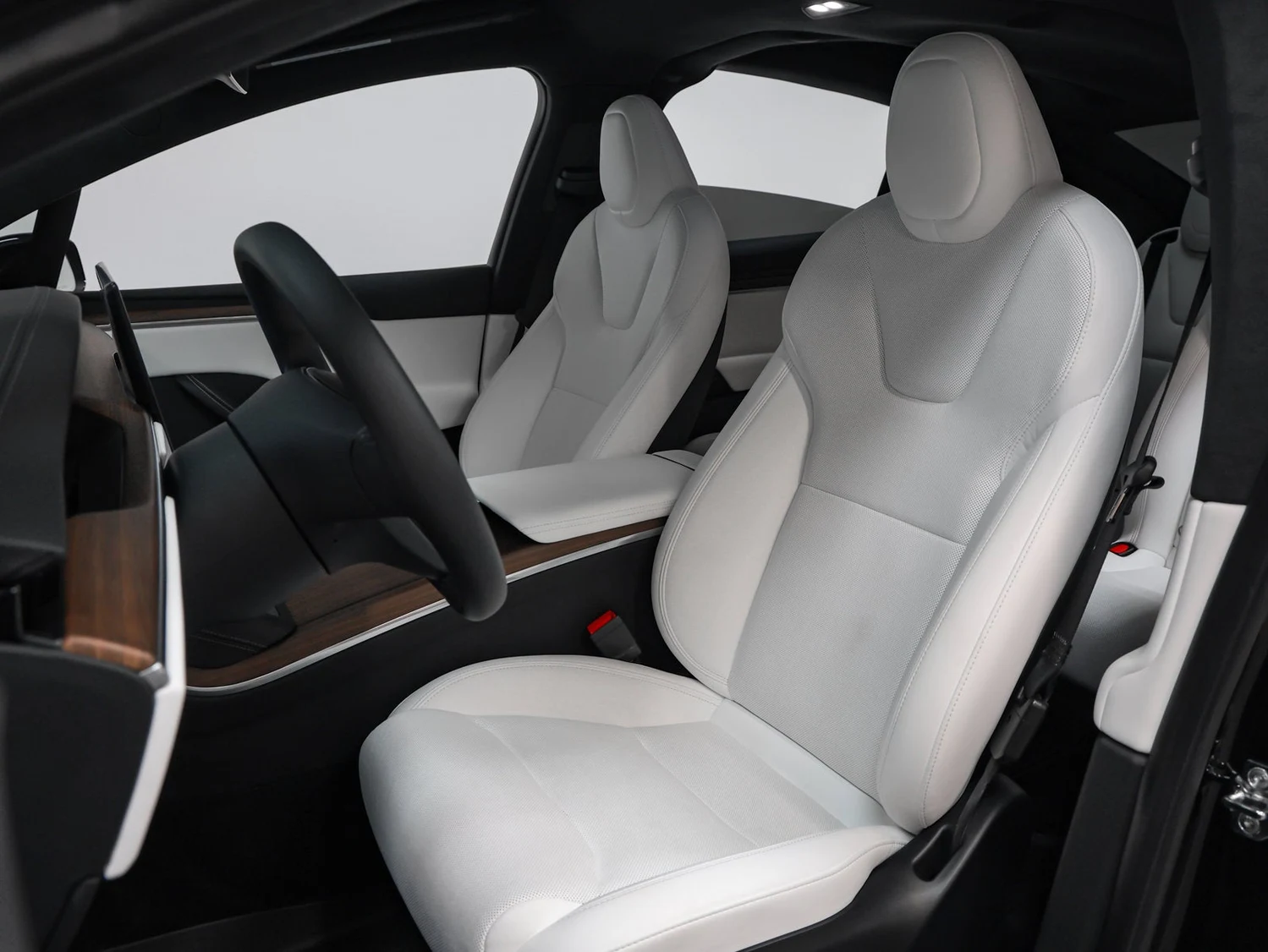 2023 Tesla Model X, 5/30