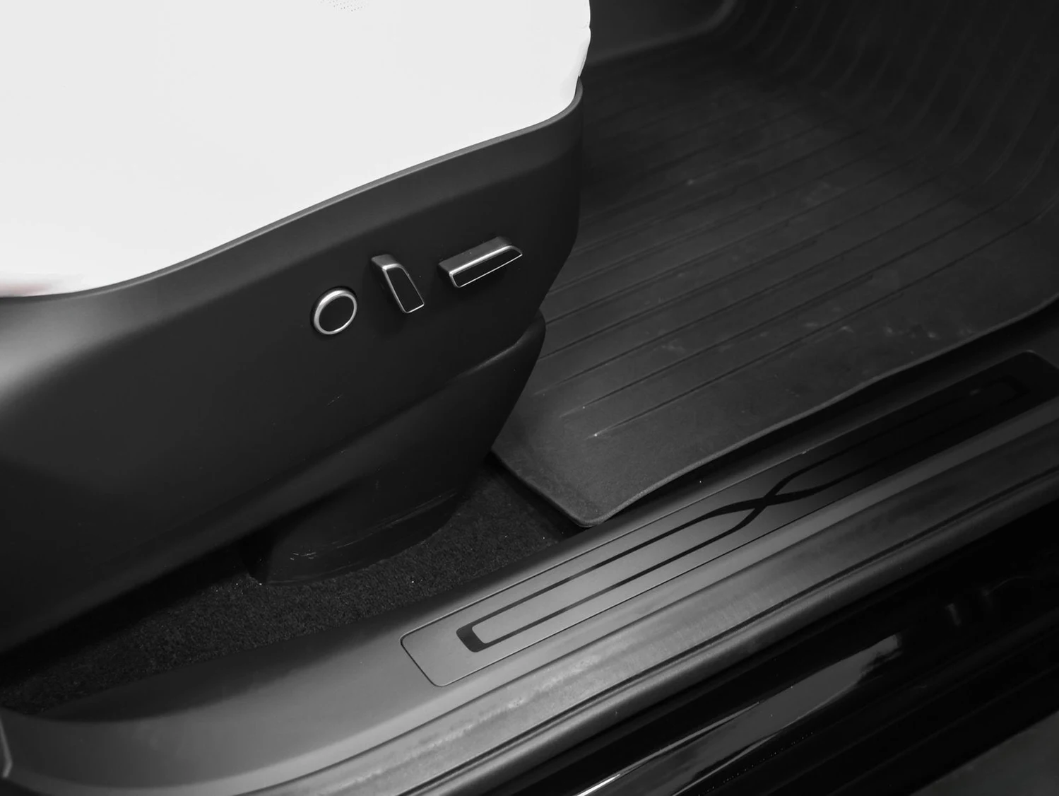 2023 Tesla Model X, 19/30