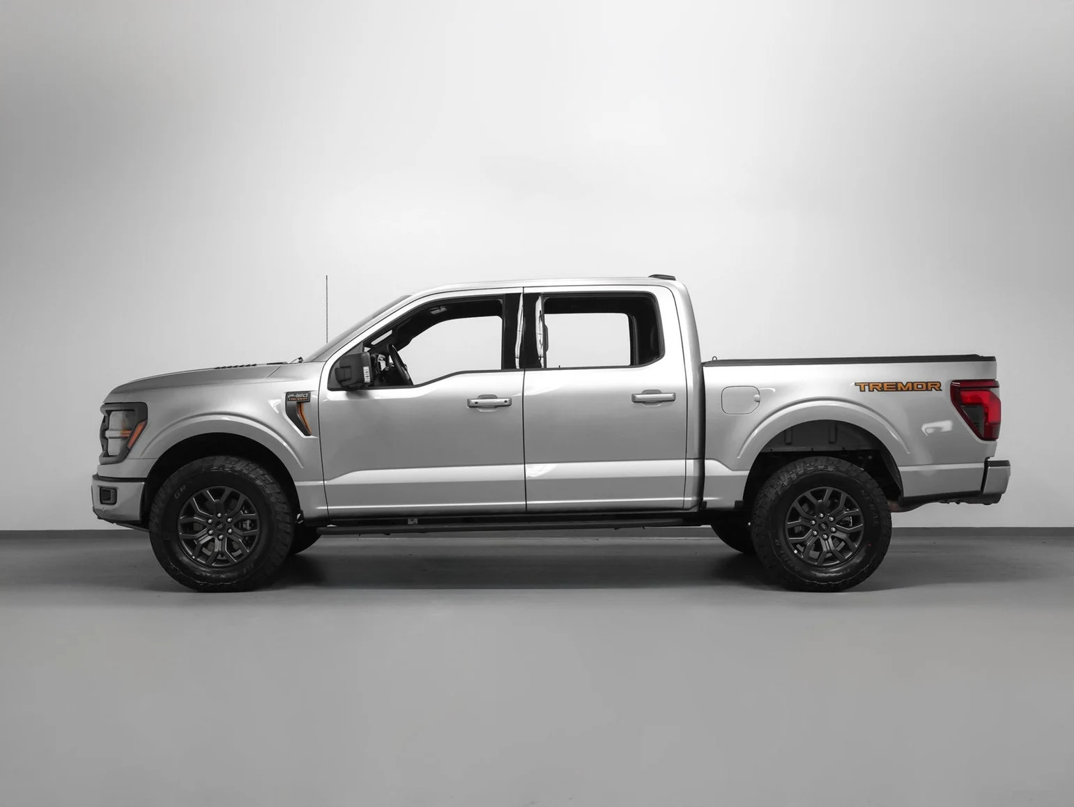 2025 Ford F-150 Tremor, 2/30