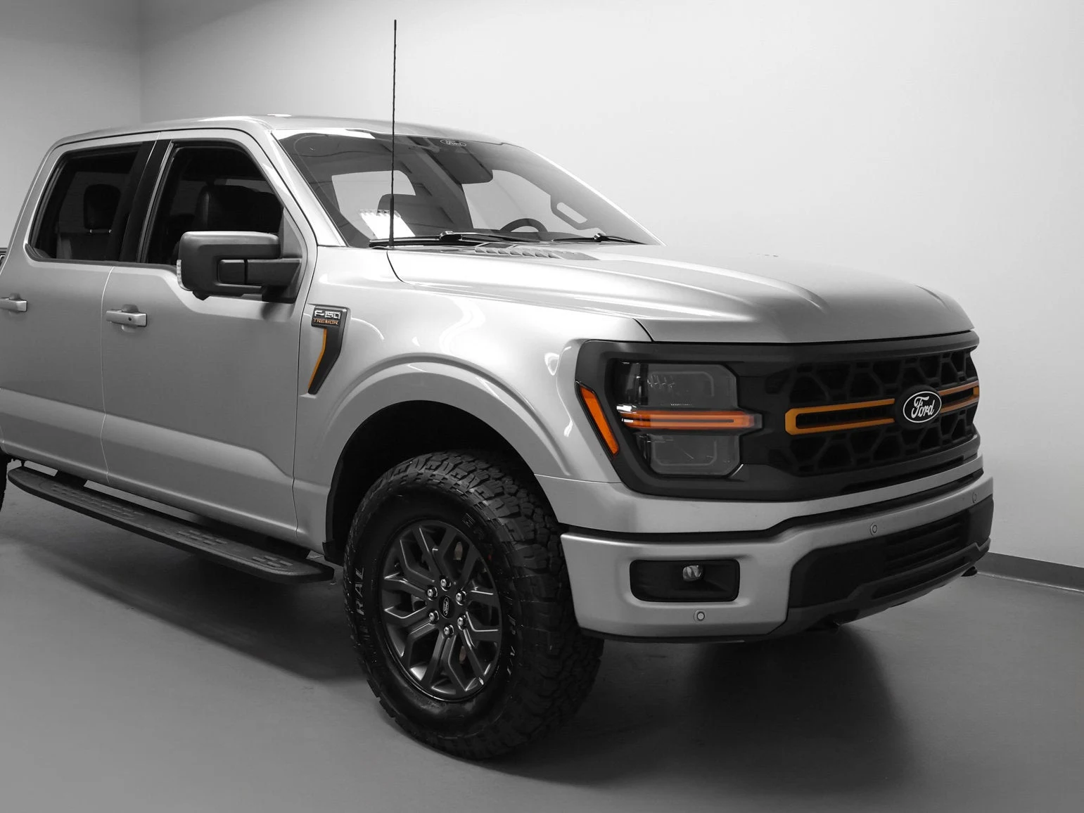 2025 Ford F-150 Tremor, 8/30