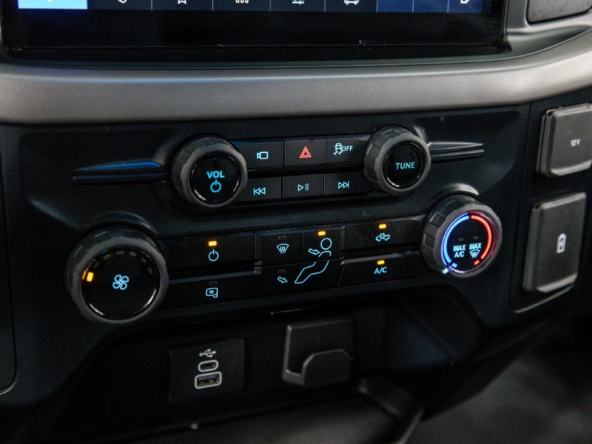 2025 Ford F-150 XL (Fourteenth Generation), 17/29