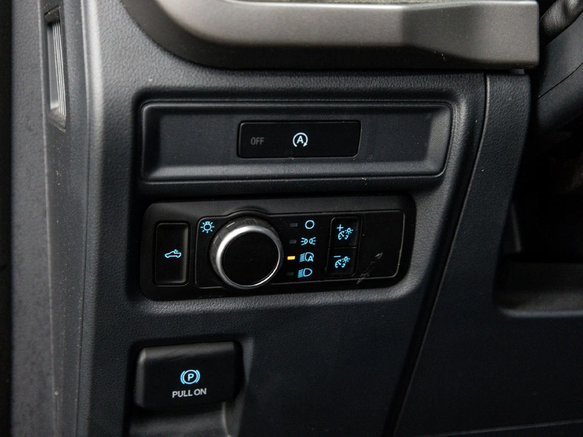 2025 Ford F-150 XL (Fourteenth Generation), 25/29