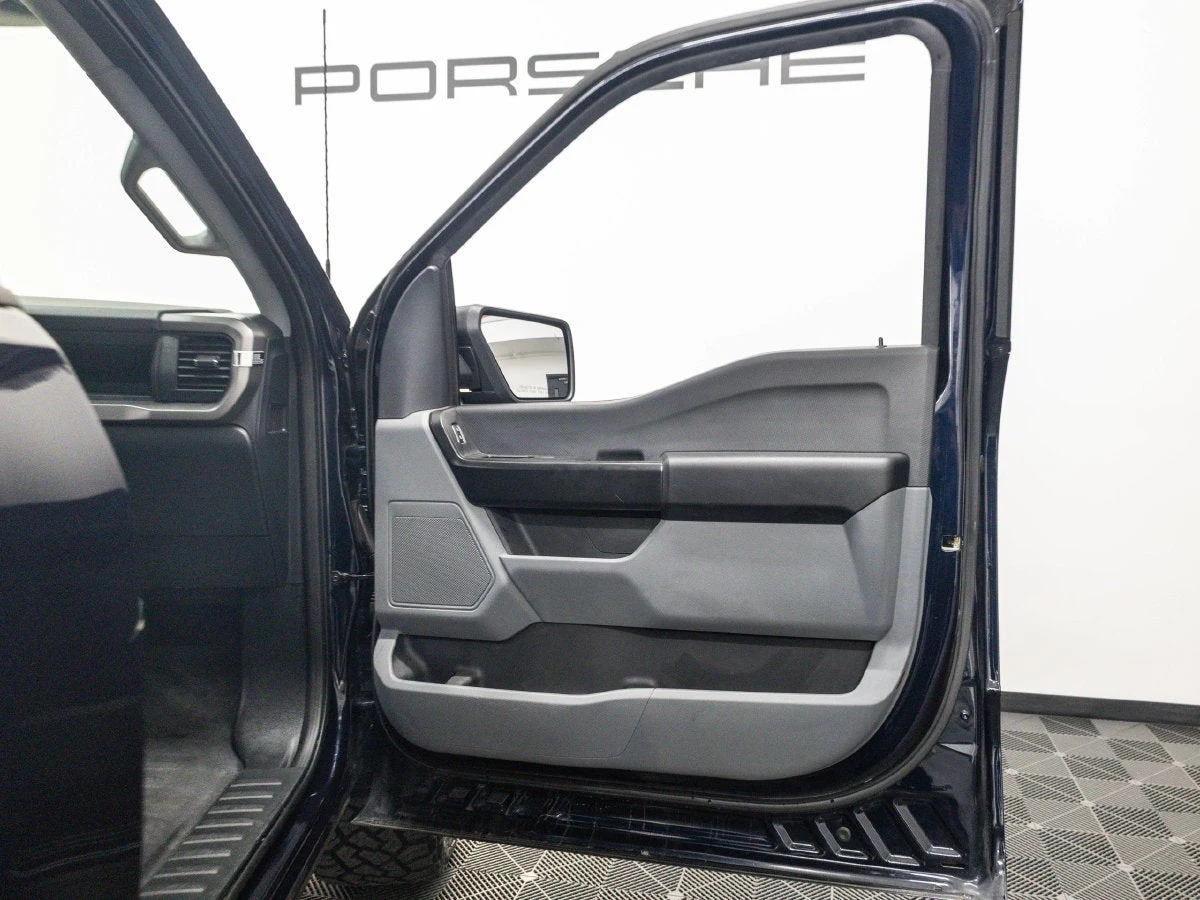 2025 Ford F-150 XL (Fourteenth Generation), 28/29