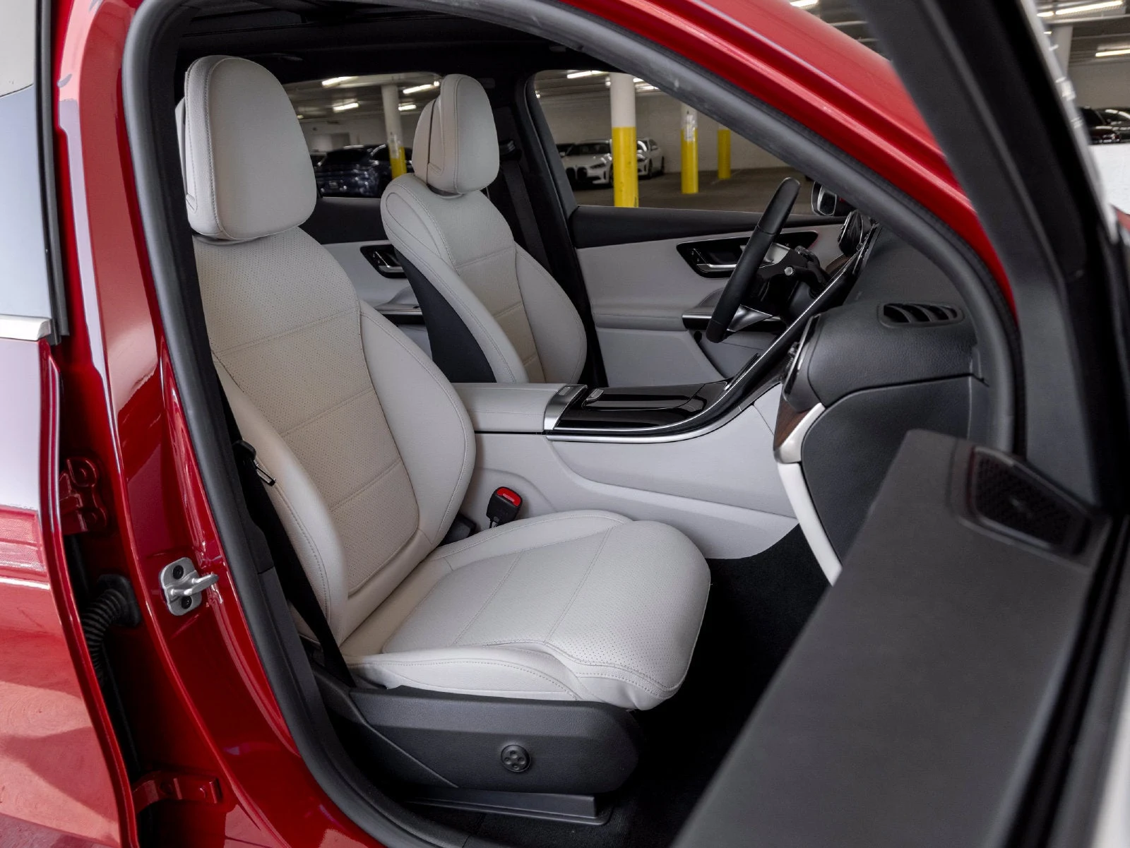 2026 Mercedes-Benz GLC 300 (X254), 27/30