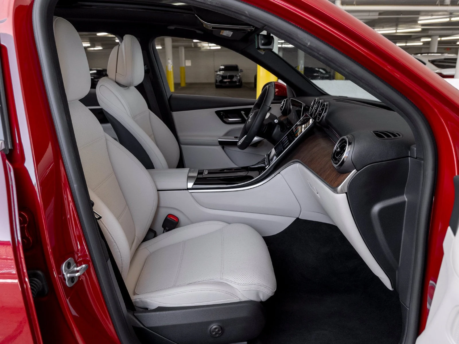 2026 Mercedes-Benz GLC 300 (X254), 28/30