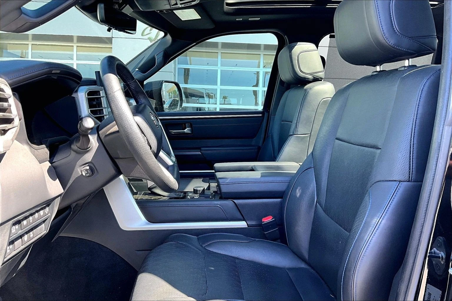 2023 Toyota Tundra, 3/3