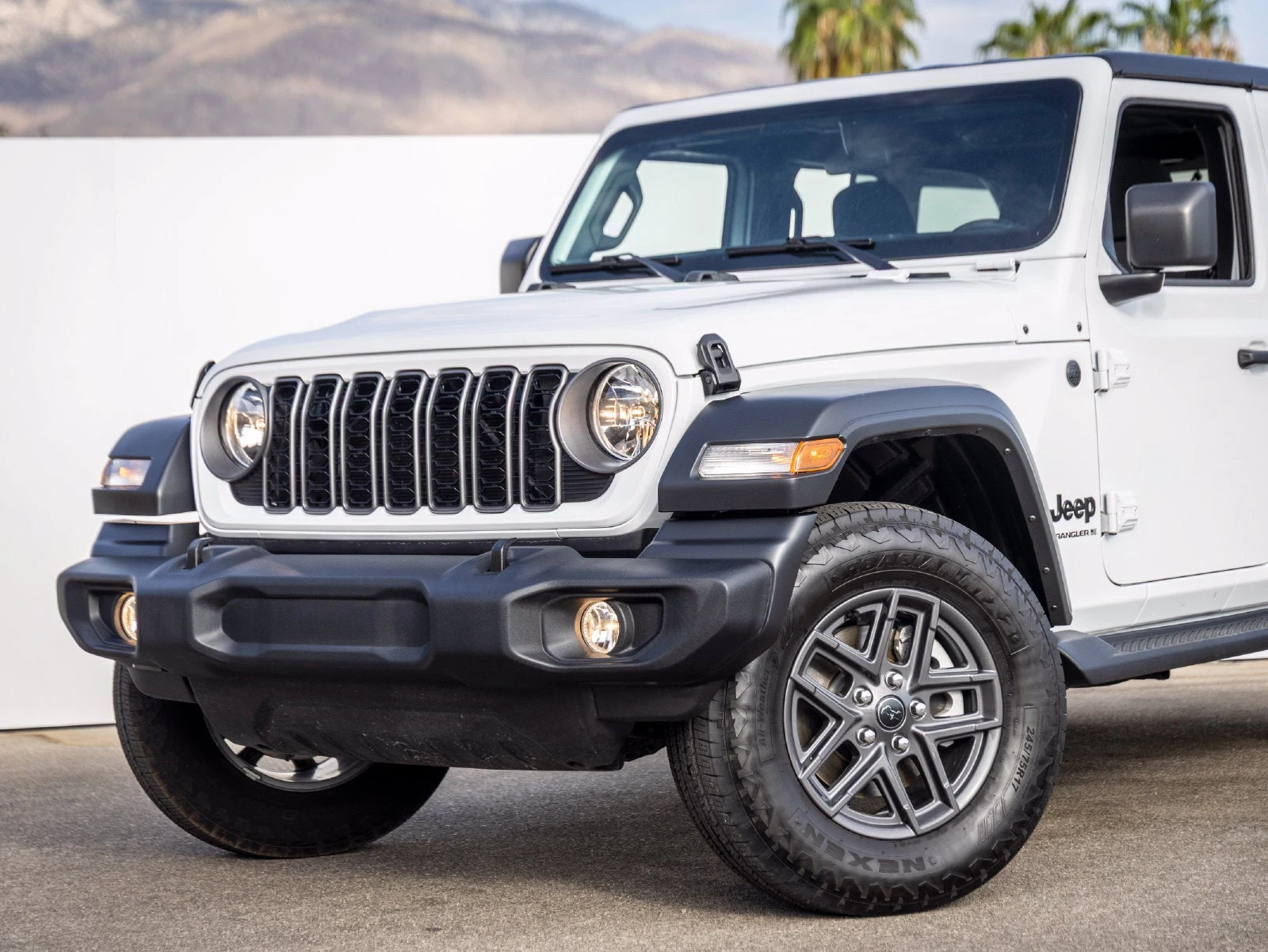 2025 Jeep Wrangler Sport, 2/30