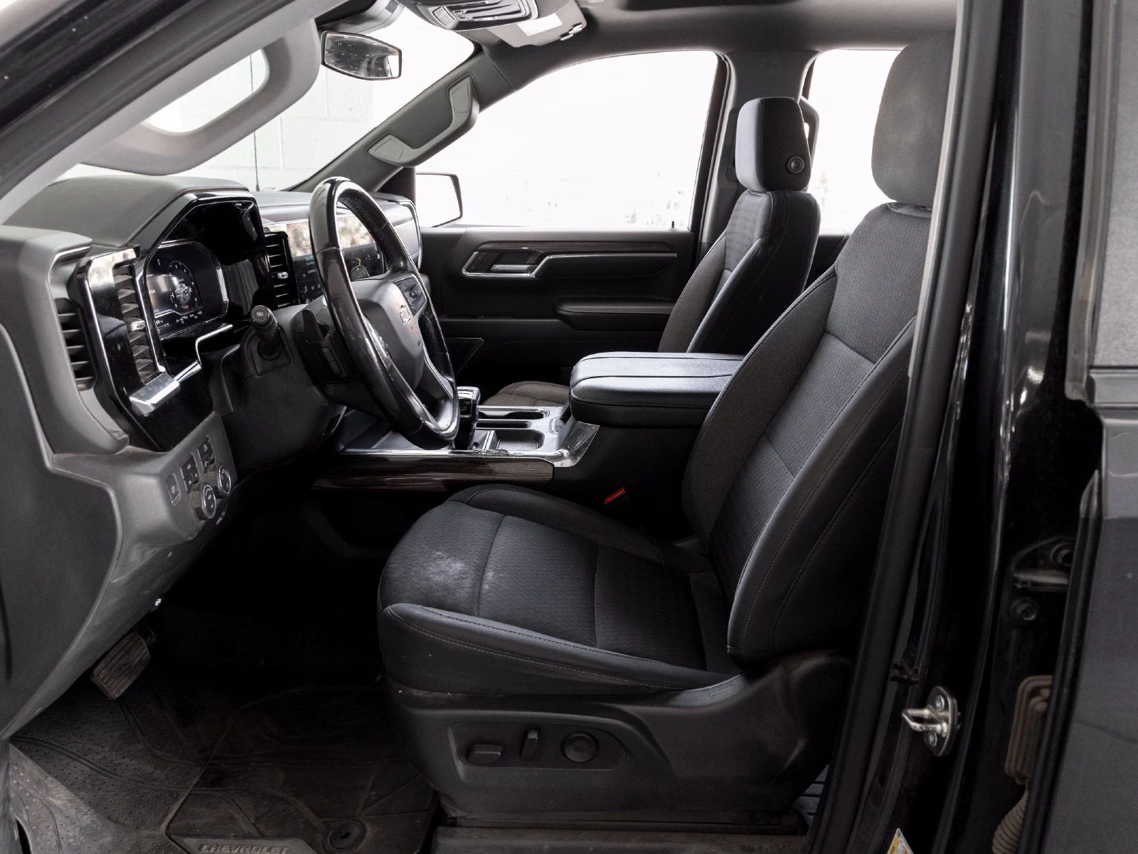 2023 Chevrolet Silverado 1500, 11/30