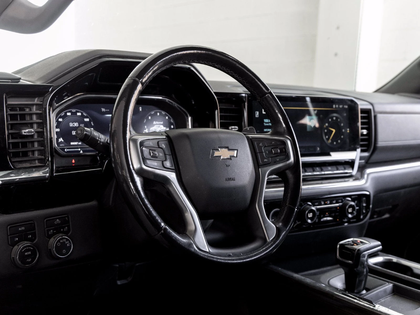 2023 Chevrolet Silverado 1500, 13/30