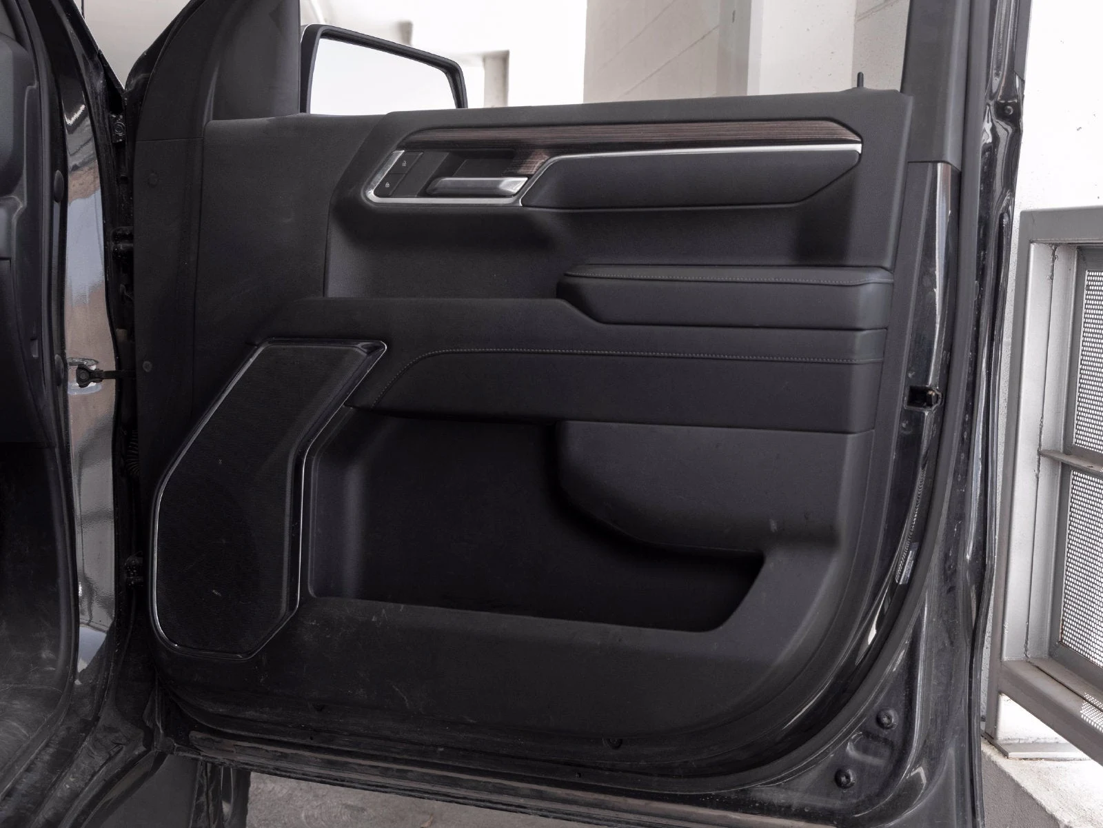 2023 Chevrolet Silverado 1500, 25/30