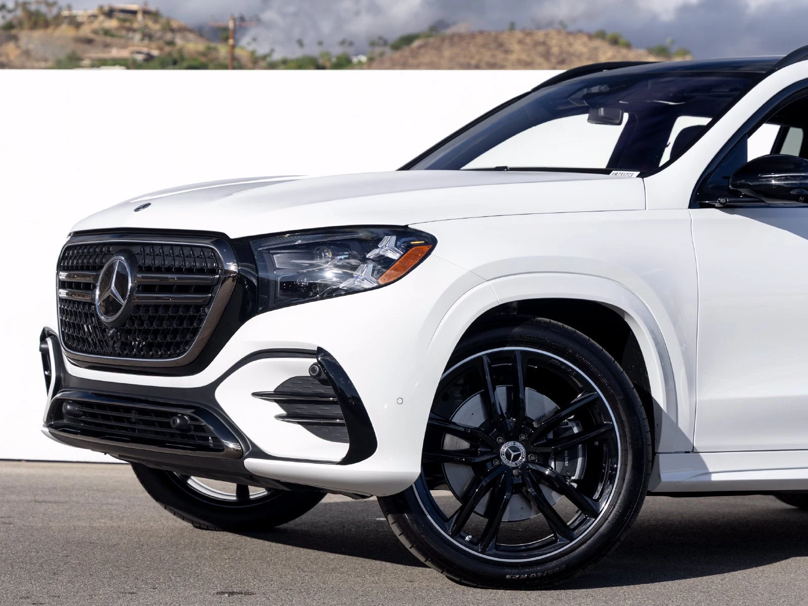 2027 Mercedes-Benz GLS 450 4MATIC (X167), 2/30