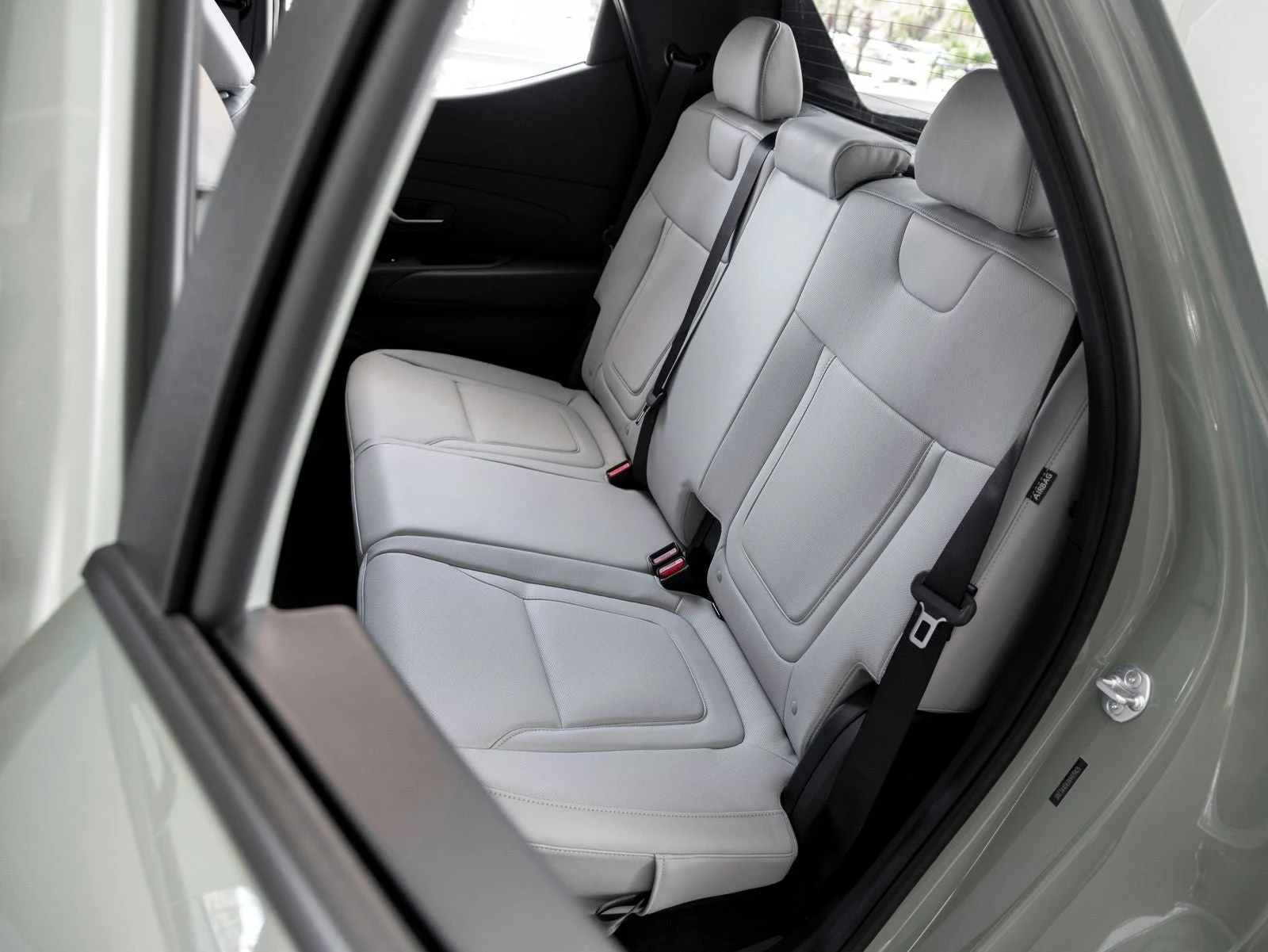 2027 Hyundai Santa Cruz SE, 19/30