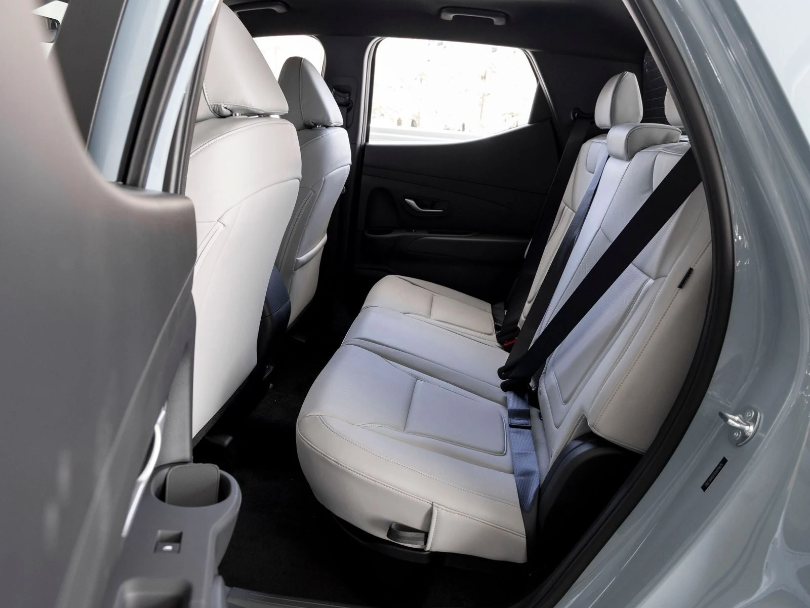 2027 Hyundai Santa Cruz SE, 20/30