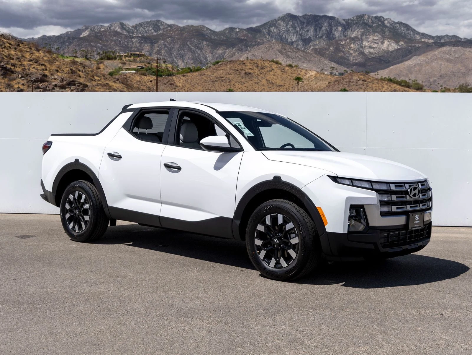 2027 Hyundai Santa Cruz SE, 8/30