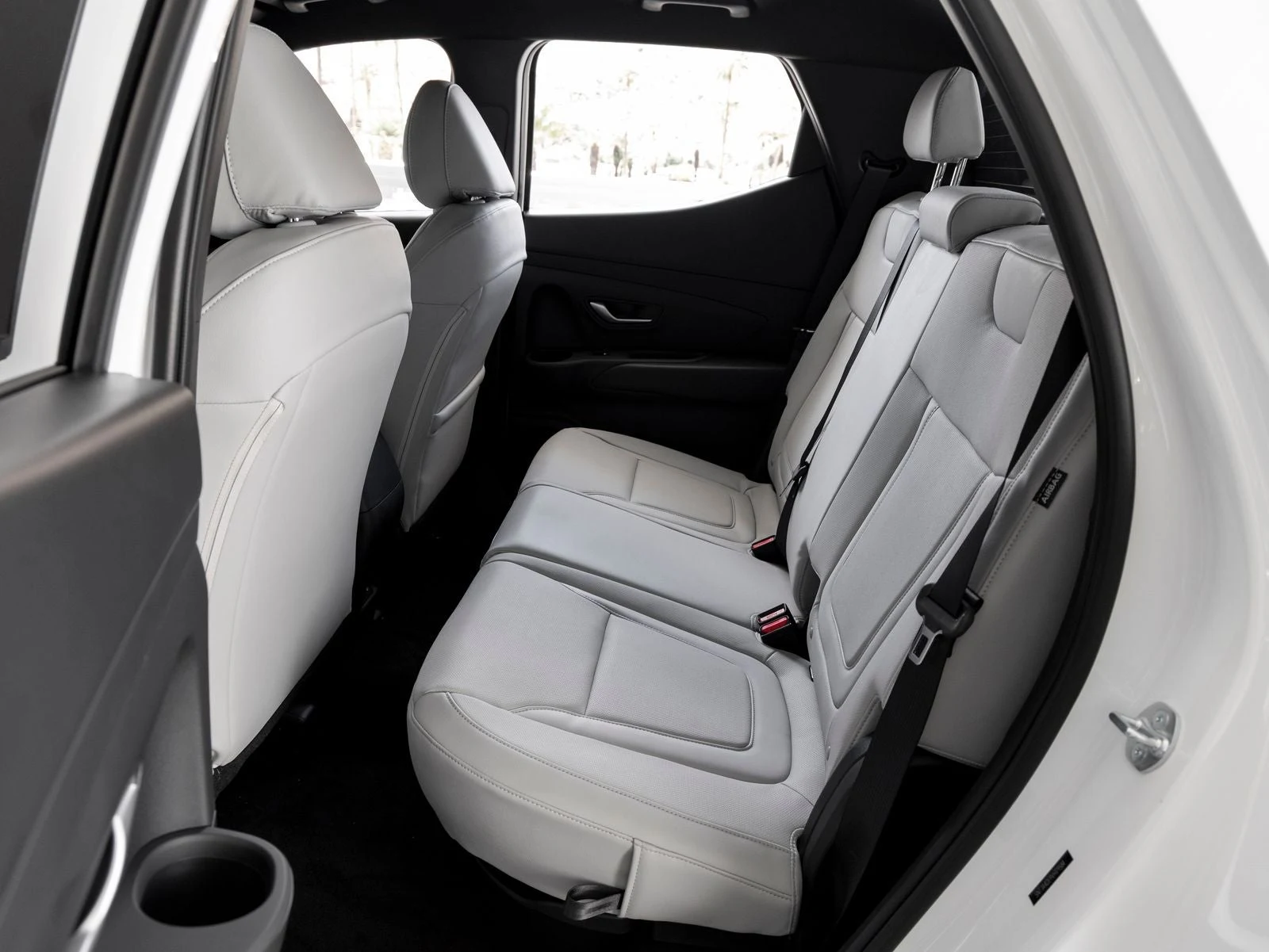 2027 Hyundai Santa Cruz SE, 20/30