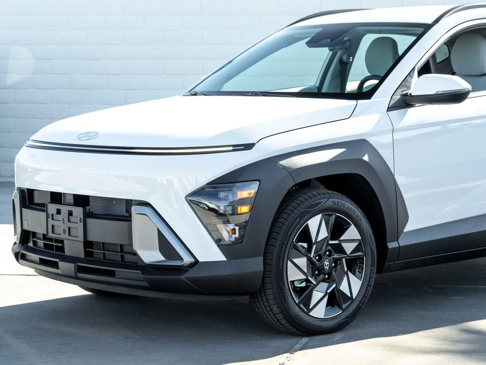 2025 Hyundai Kona SEL Convenience (SX2), 2/30