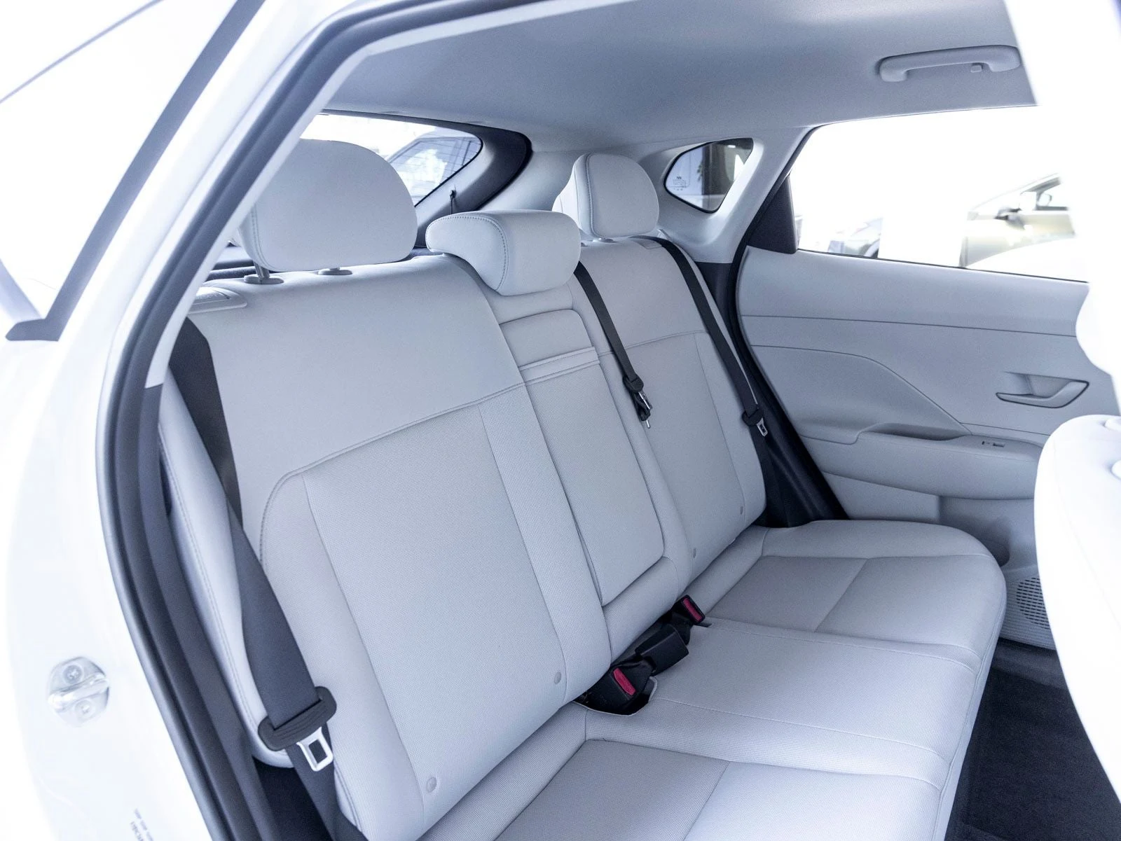 2025 Hyundai Kona SEL Convenience (SX2), 24/30