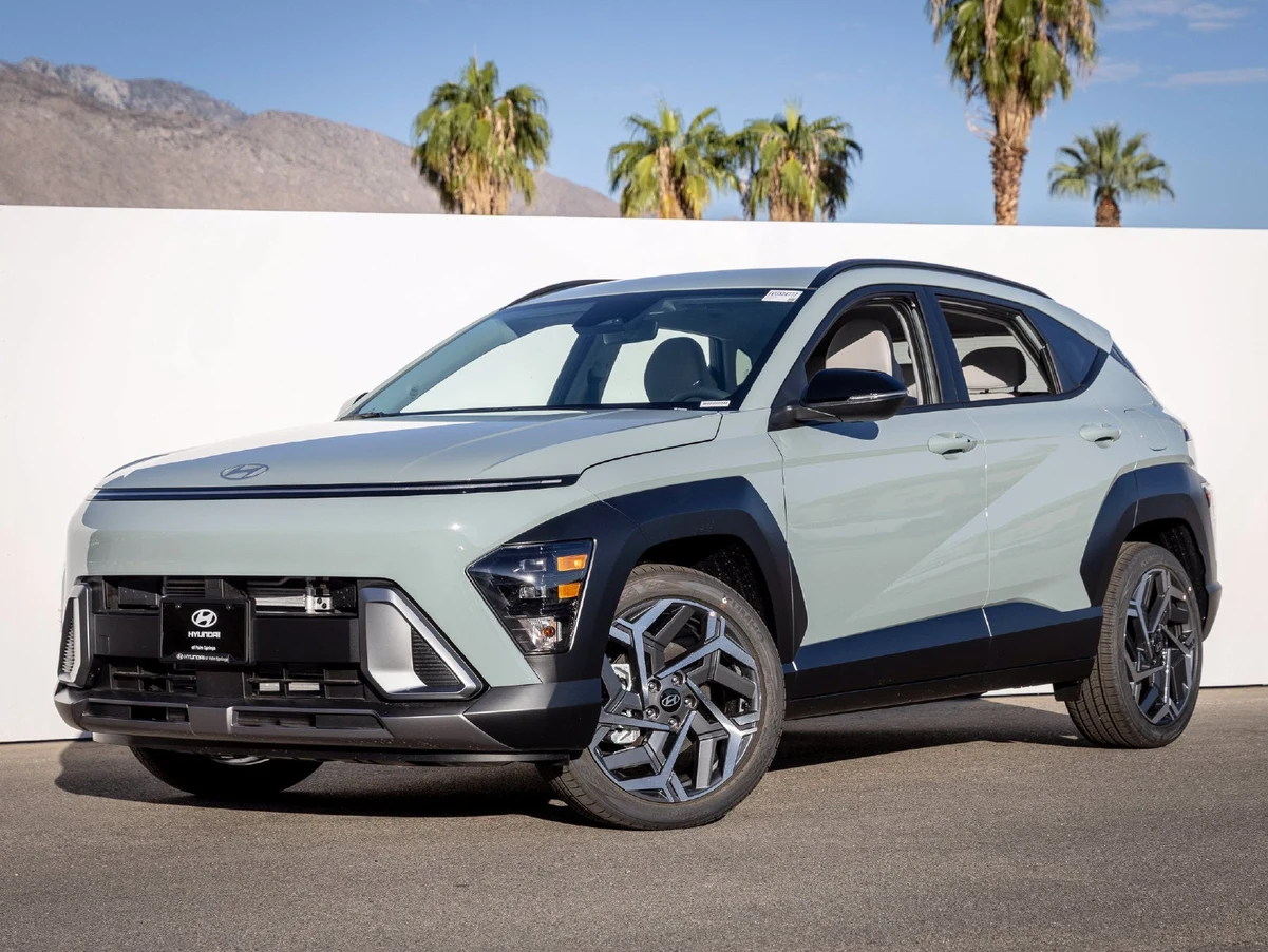 Hyundai Kona SEL Premium (SX2) | Indigo Auto Group