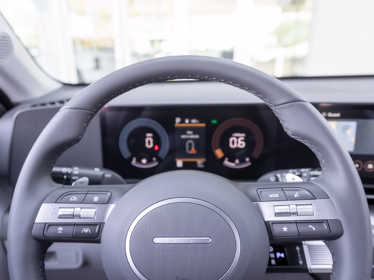 2027 Hyundai Kona SEL Premium (SX2), 16/30