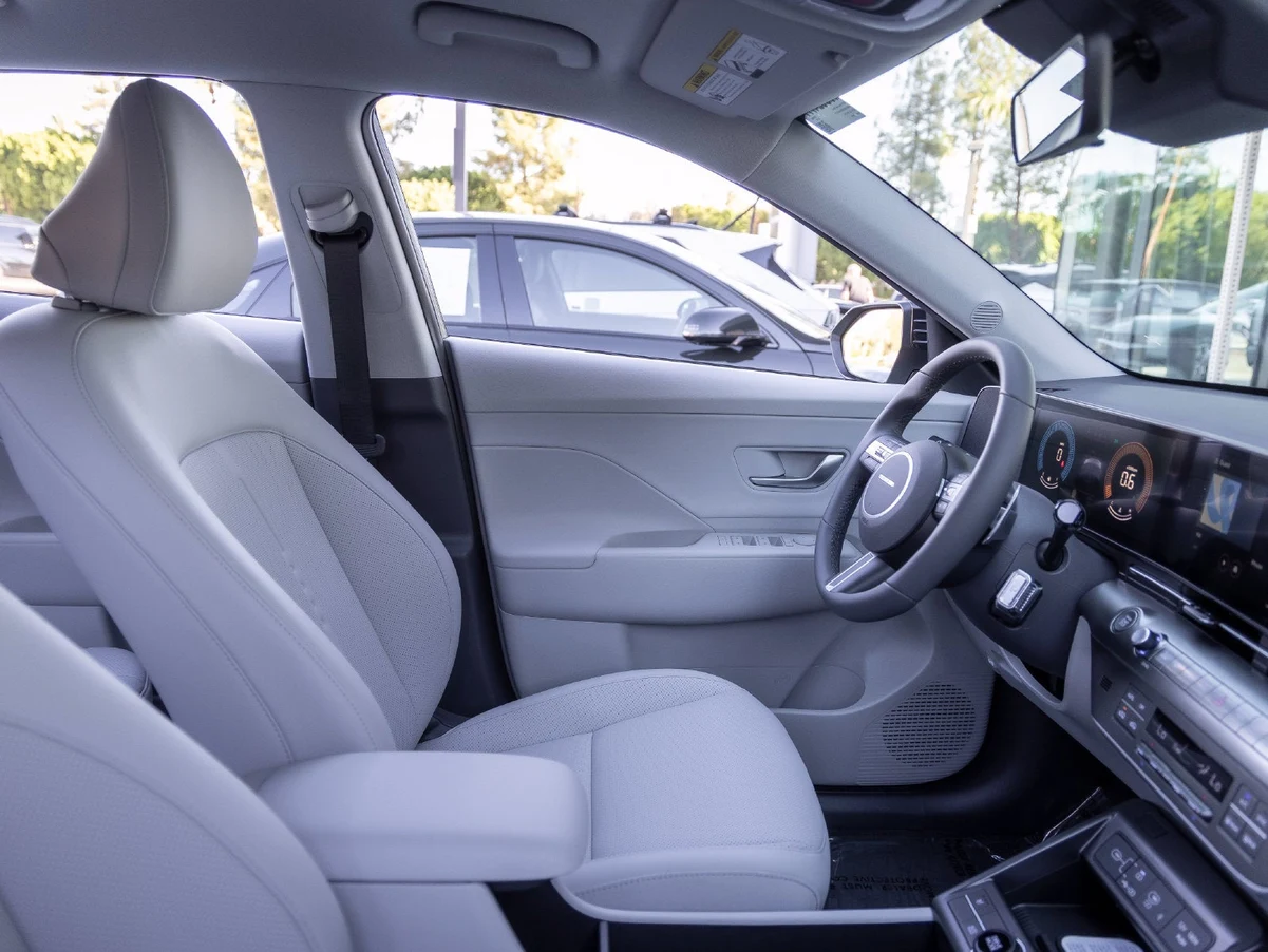 2027 Hyundai Kona SEL Premium (SX2), 27/30