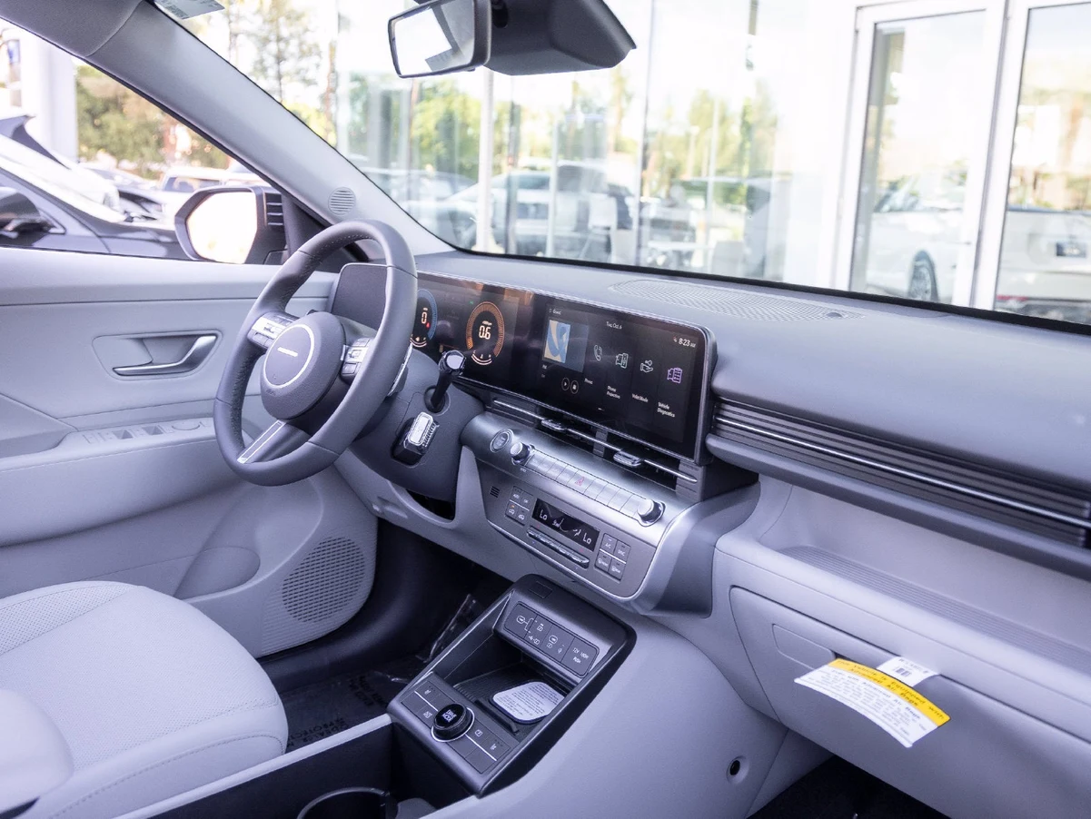 2027 Hyundai Kona SEL Premium (SX2), 28/30