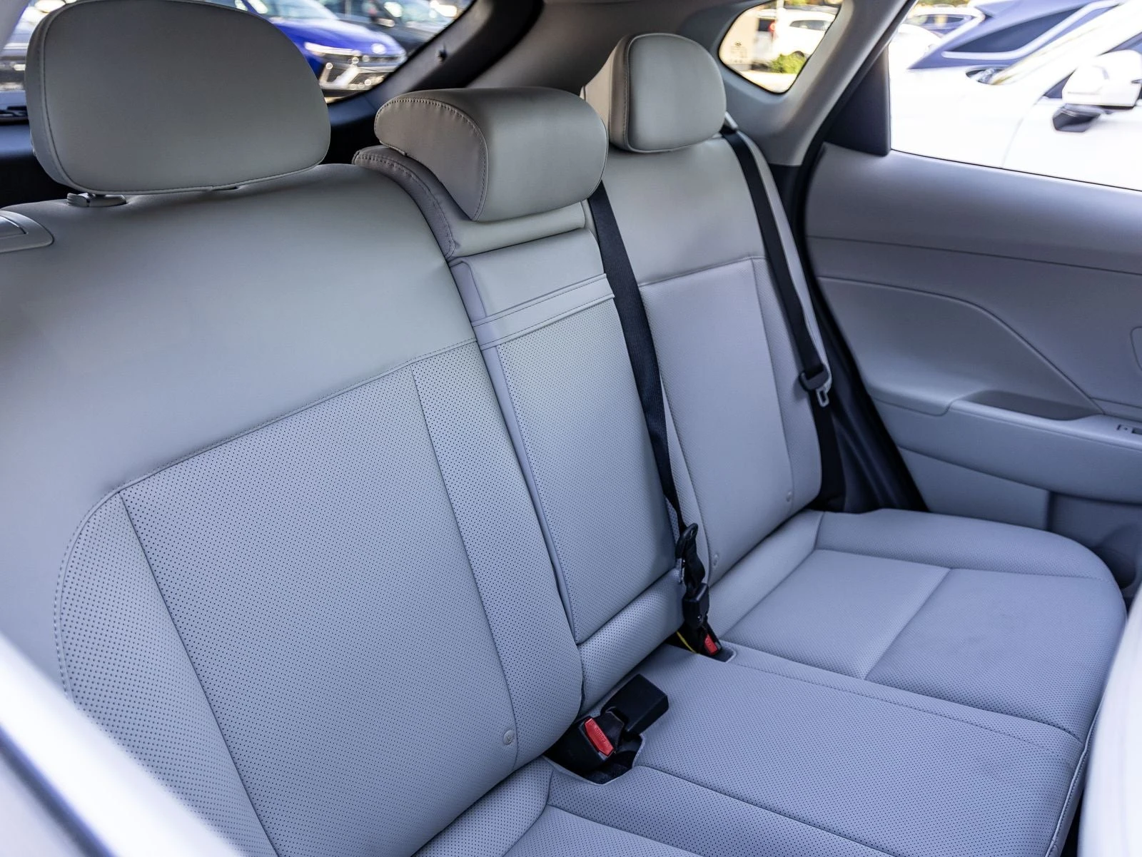 2026 Hyundai Kona SEL Premium (SX2), 28/30