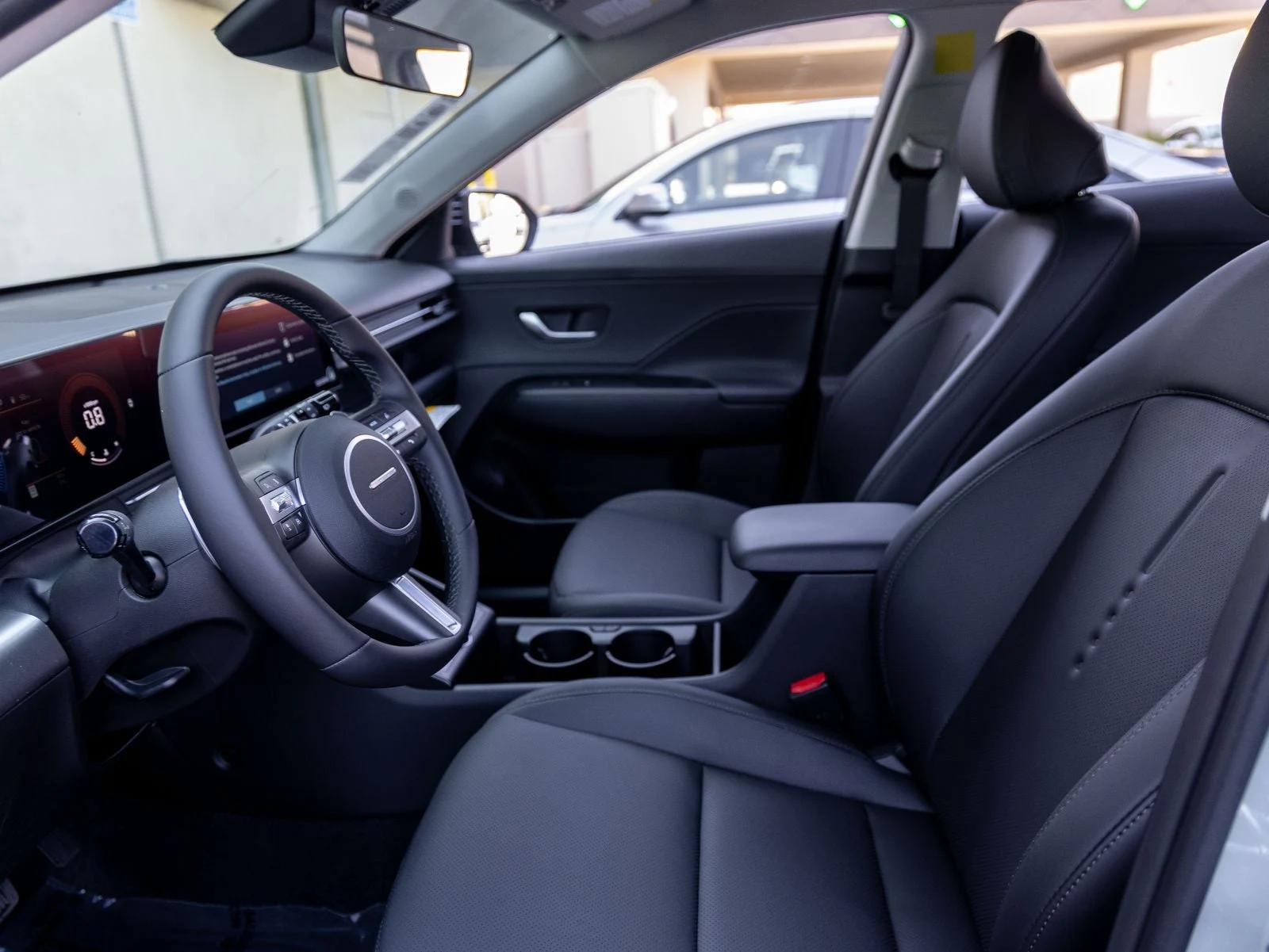 2026 Hyundai Kona SEL Premium (SX2), 16/30