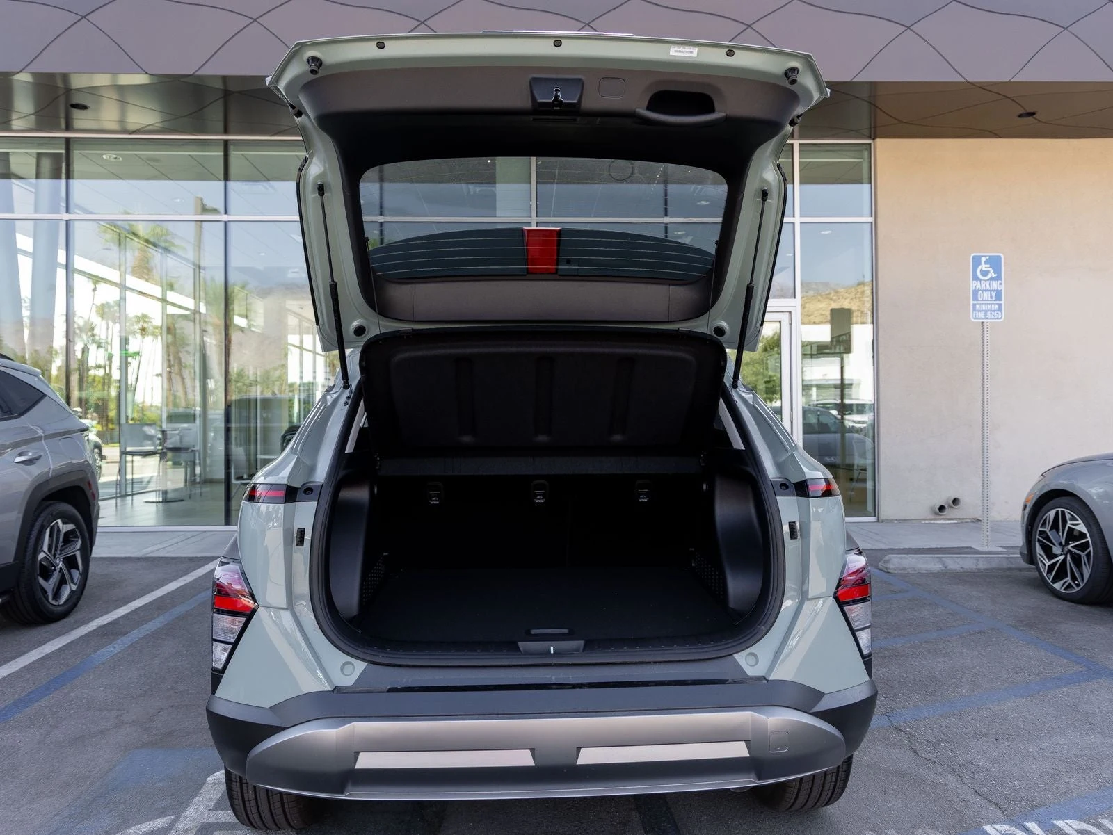 2026 Hyundai Kona SEL Premium (SX2), 26/30