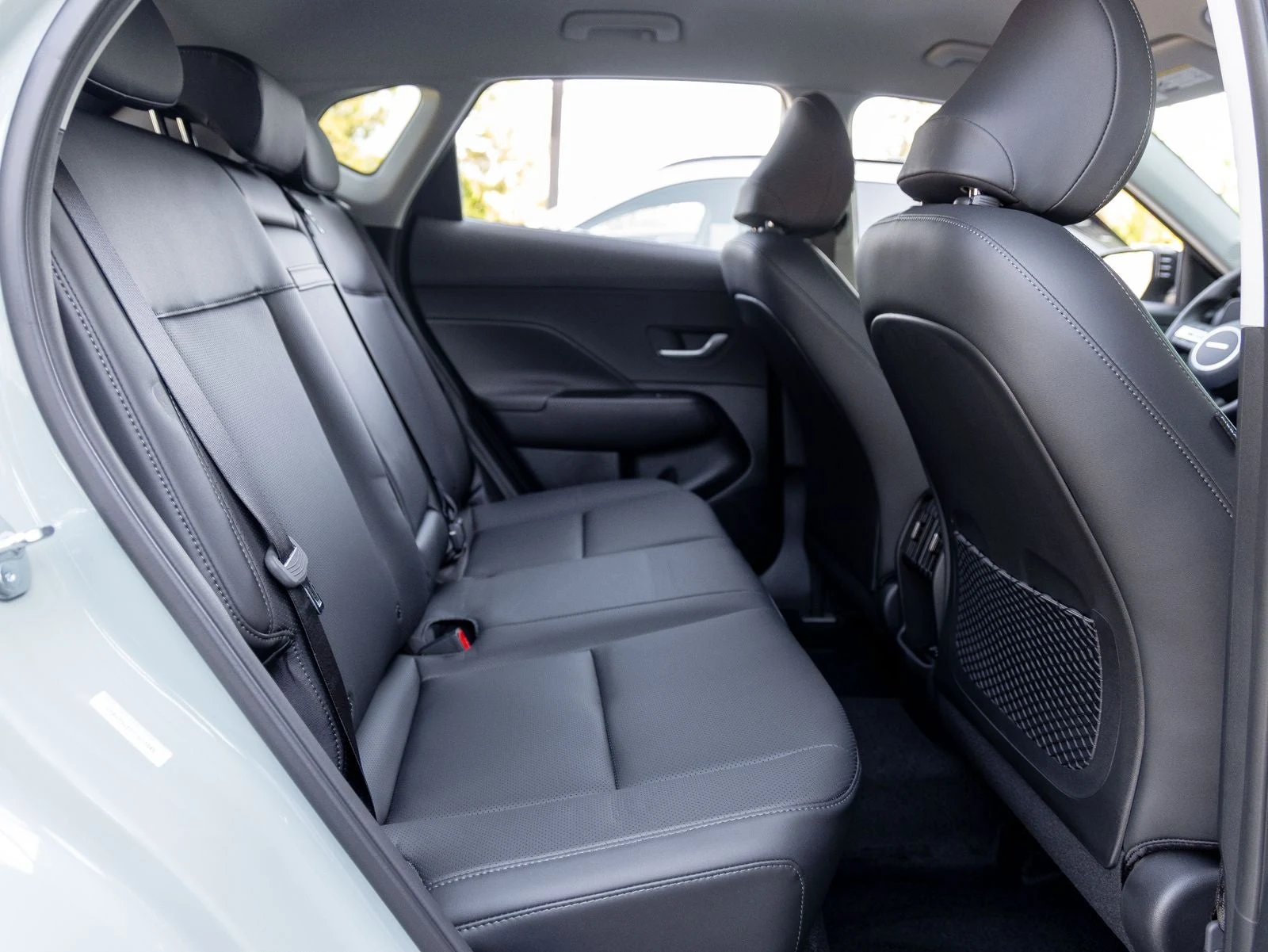 2026 Hyundai Kona SEL Premium (SX2), 27/30