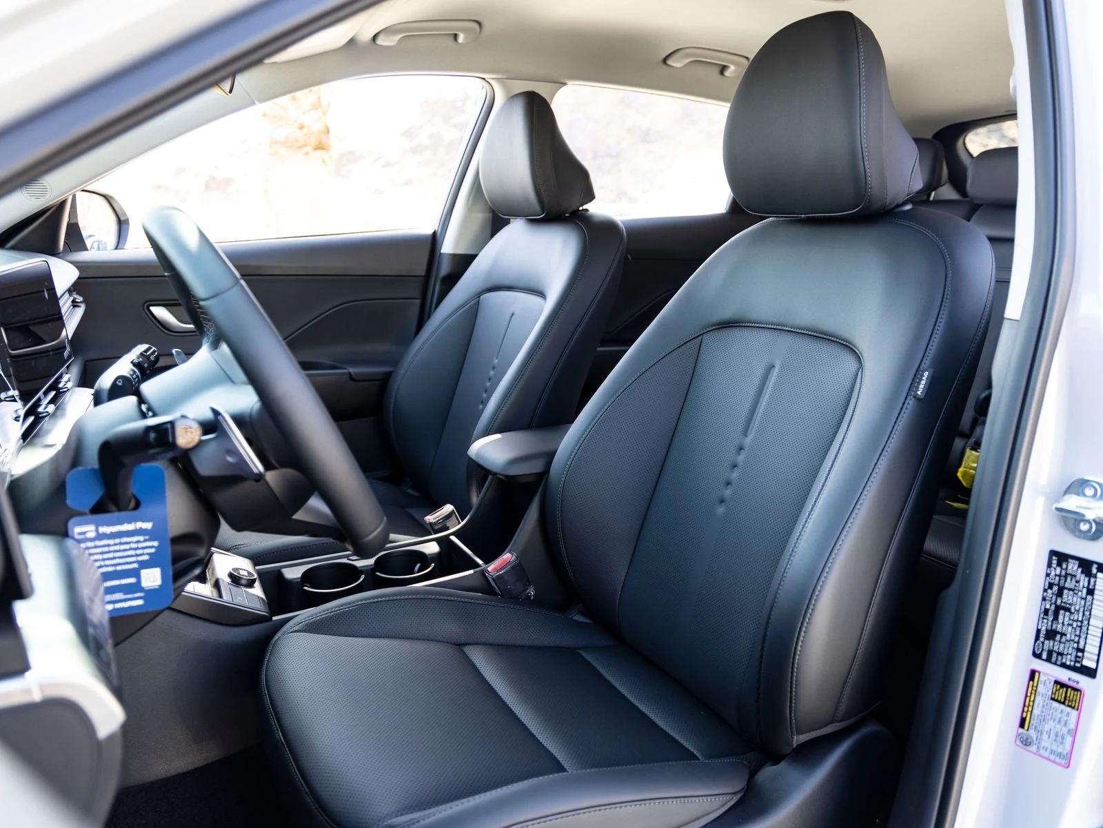 2026 Hyundai Kona SEL Premium (SX2), 17/30