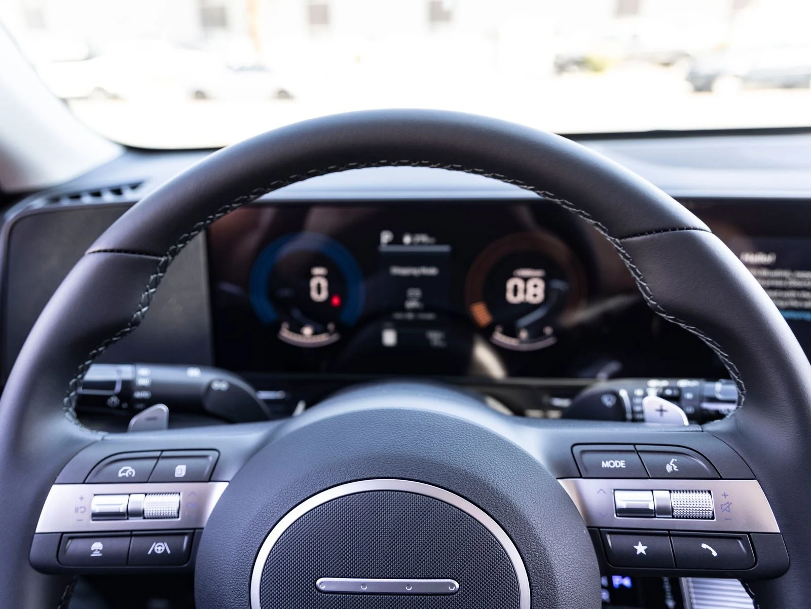 2026 Hyundai Kona SEL Premium (SX2), 18/30