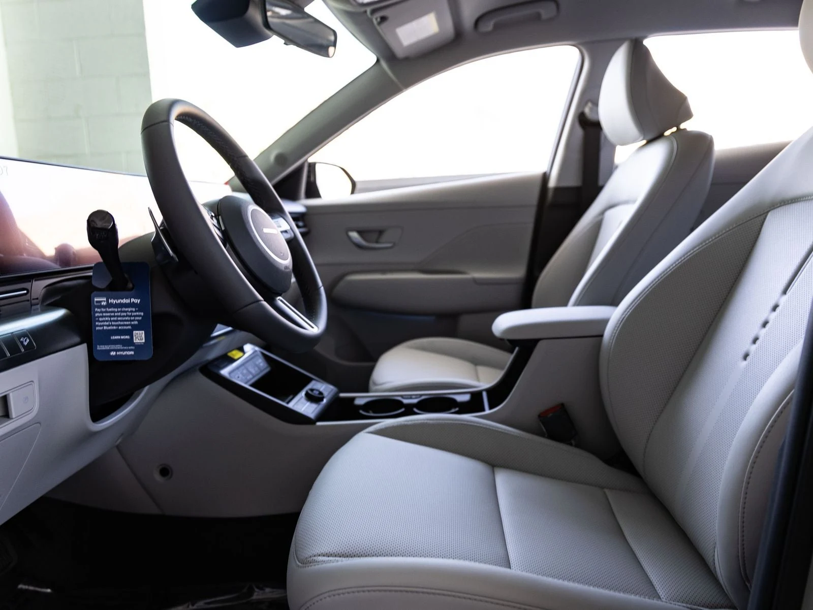 2026 Hyundai Kona SEL Premium (SX2), 16/30
