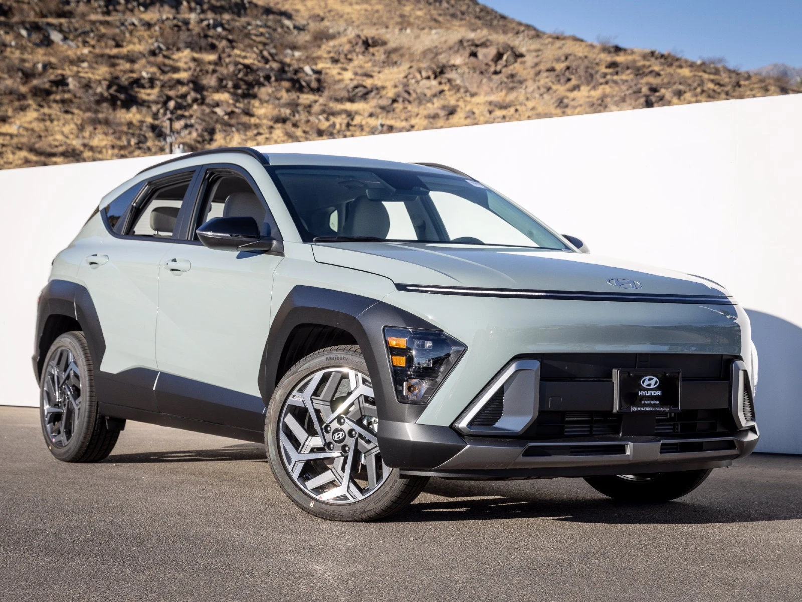 2027 Hyundai Kona SEL Premium (SX2), 5/30