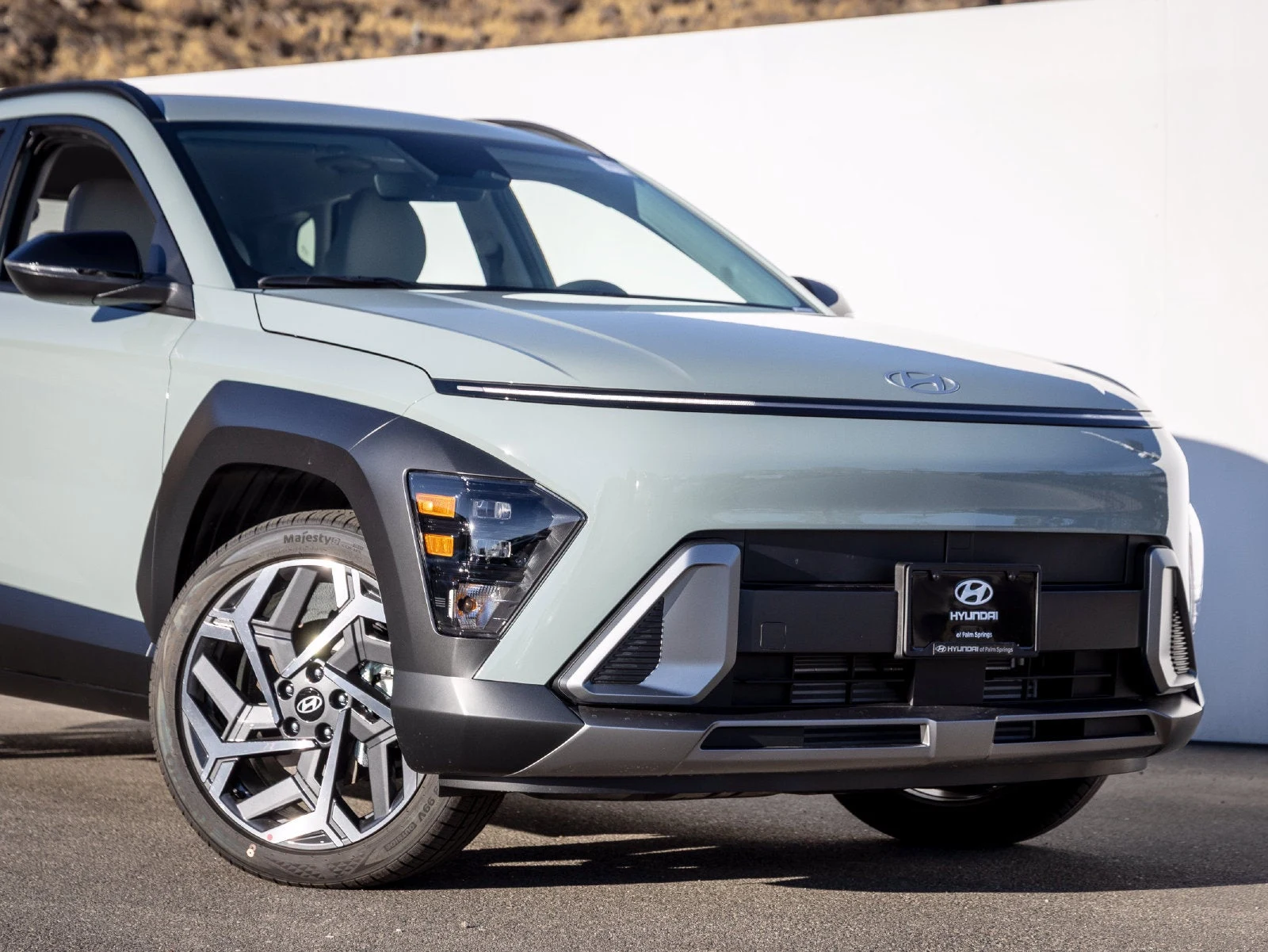 2027 Hyundai Kona SEL Premium (SX2), 6/30