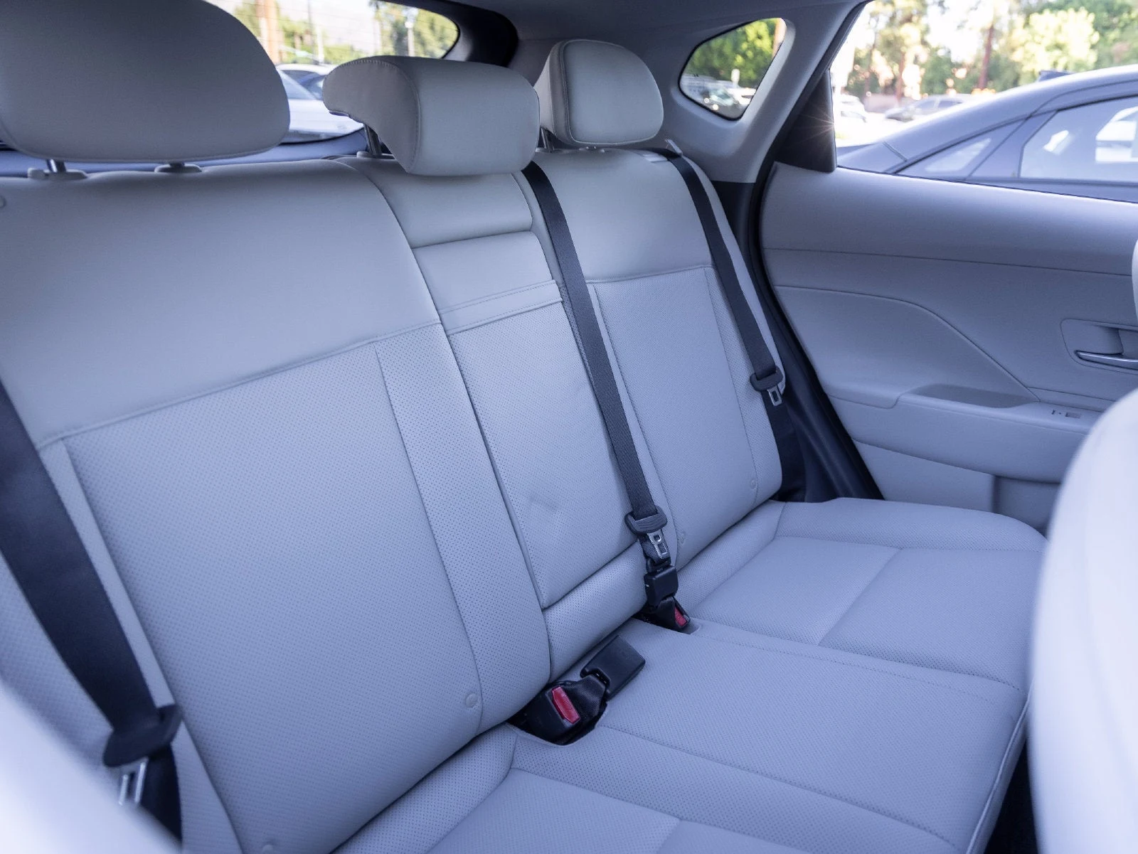 2027 Hyundai Kona SEL Premium (SX2), 25/30