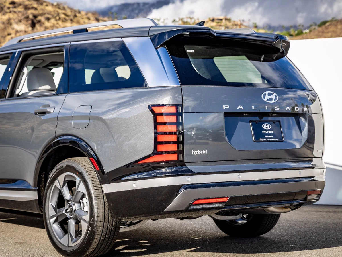 2027 Hyundai Palisade Hybrid Limited (LX3), 9/30