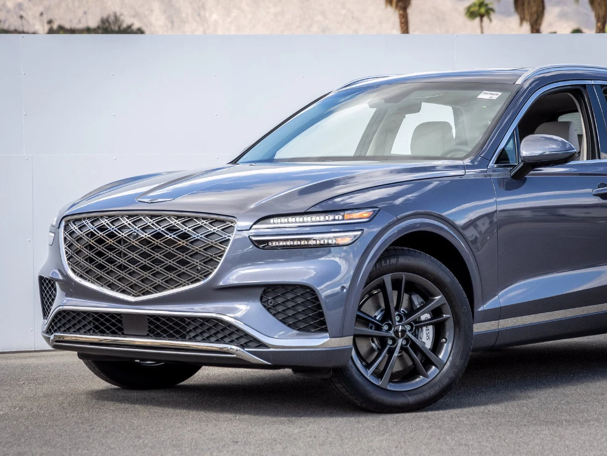 2027 Genesis GV70 2.5T Advanced (2024 Update), 2/27