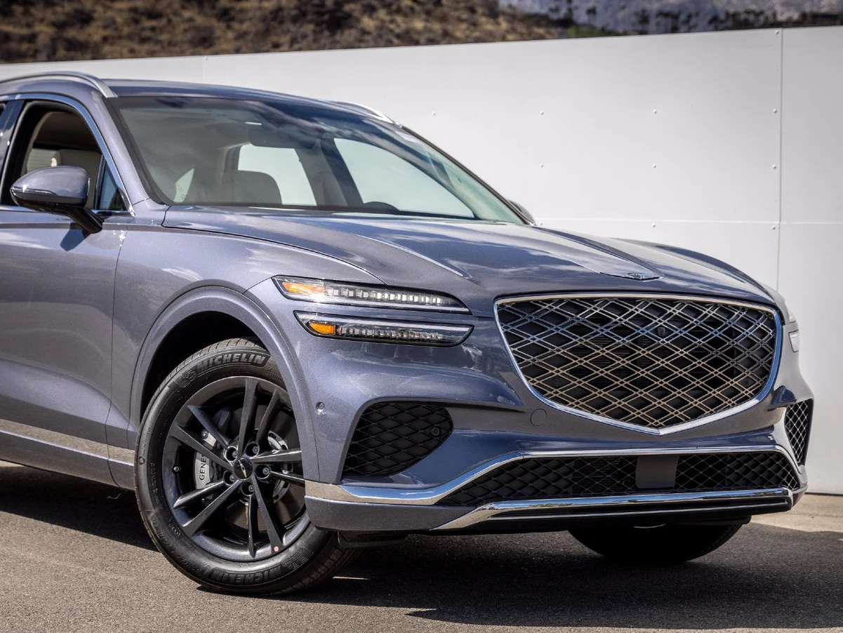 2027 Genesis GV70 2.5T Advanced (2024 Update), 6/27