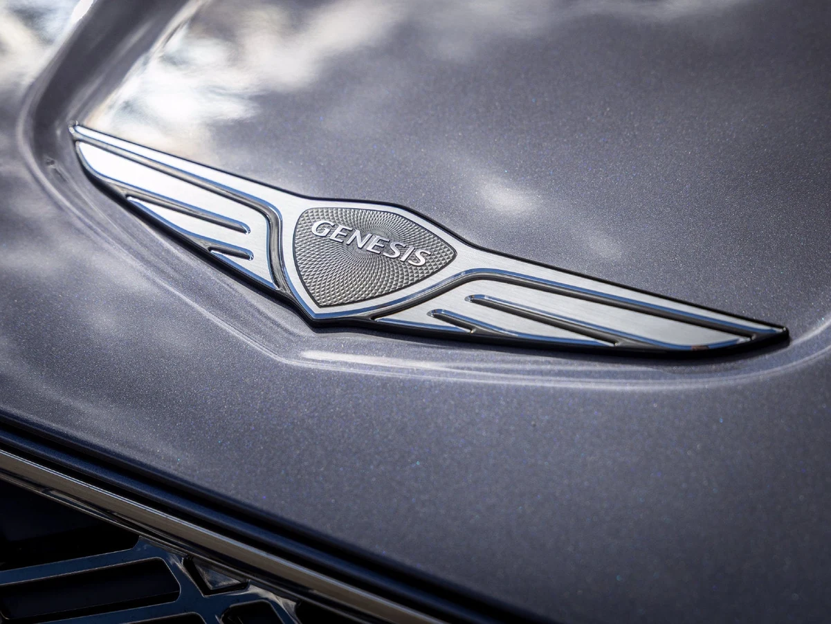 2027 Genesis GV70 2.5T Advanced (2024 Update), 7/27