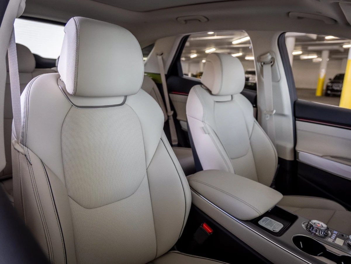 2027 Genesis GV70 2.5T Advanced (2024 Update), 25/27