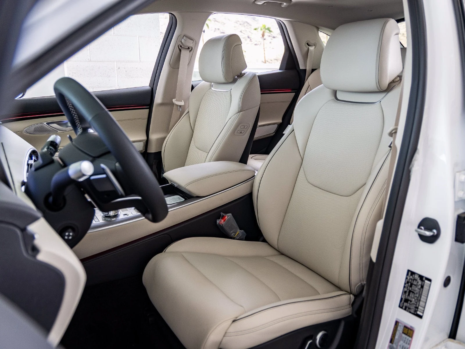 2027 Genesis GV70 2.5T Advanced (2024 Update), 18/30