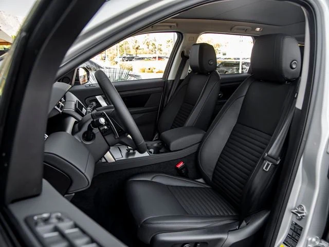 2024 Land Rover Discovery Sport S (L550), 13/30