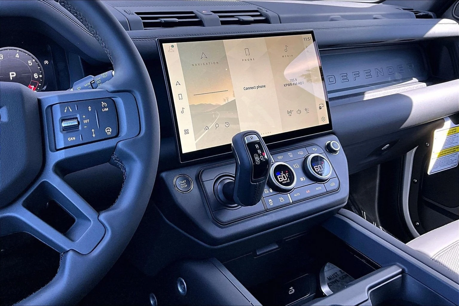 2026 Land Rover Defender 110 X-Dynamic SE (L663), 7/14
