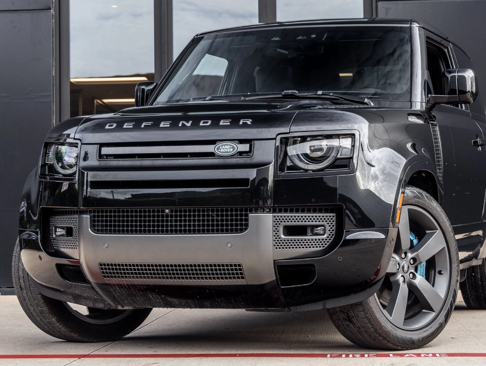 2022 Land Rover Defender 90 V8 (L663), 3/30