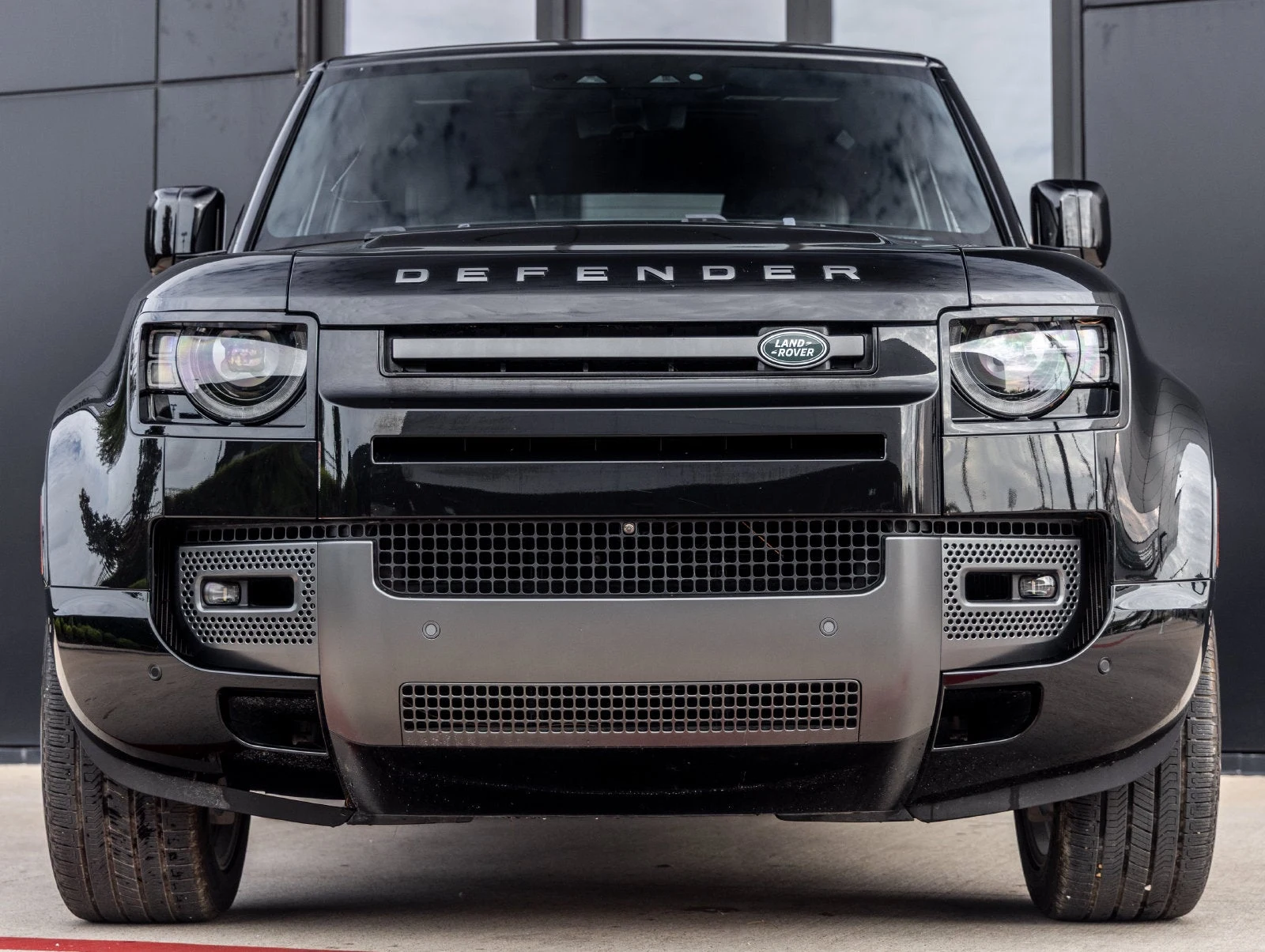 2022 Land Rover Defender 90 V8 (L663), 4/30