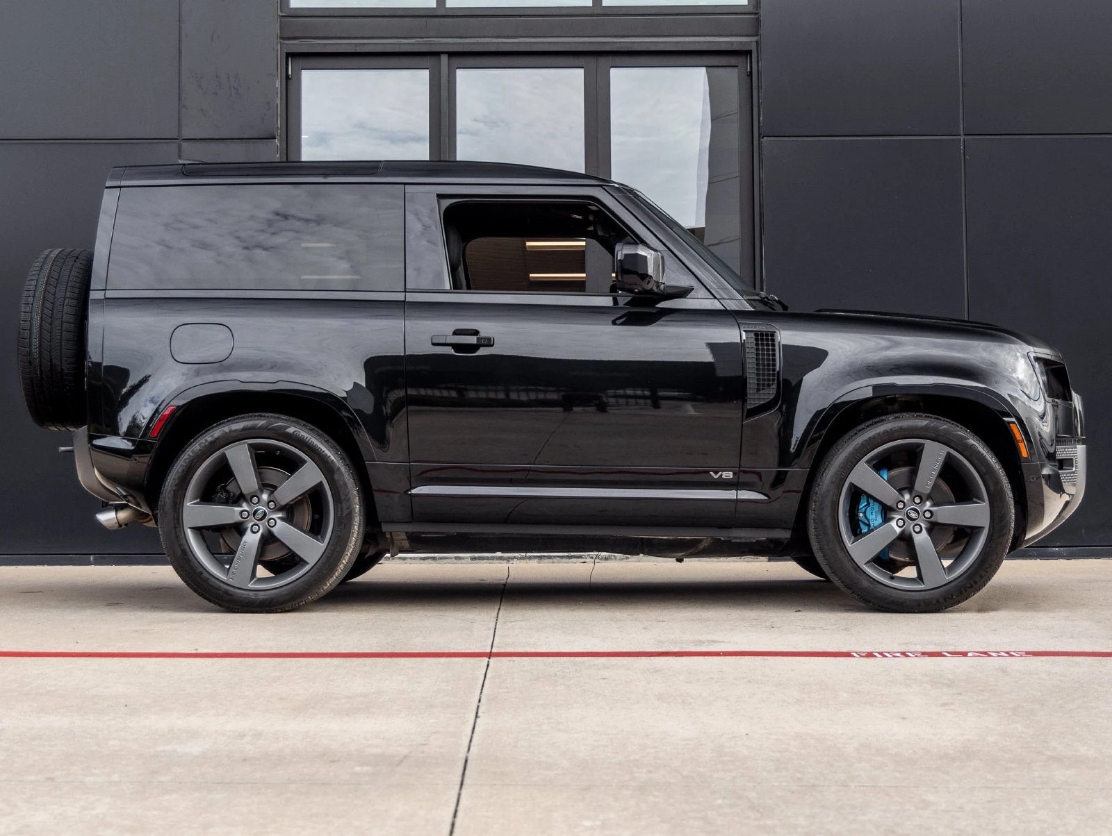 2022 Land Rover Defender 90 V8 (L663), 10/30