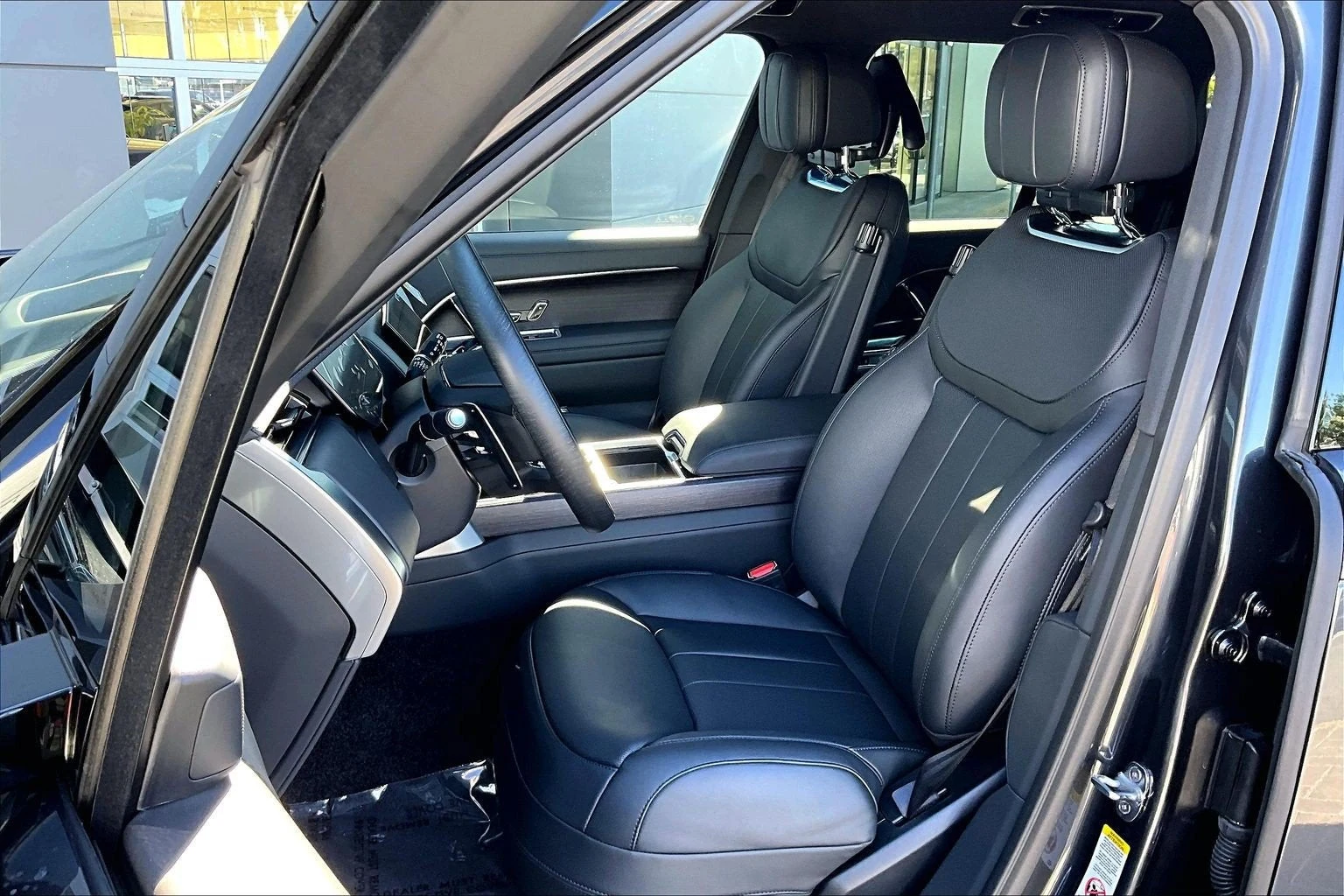2027 Land Rover Range Rover SE (L460), 9/14