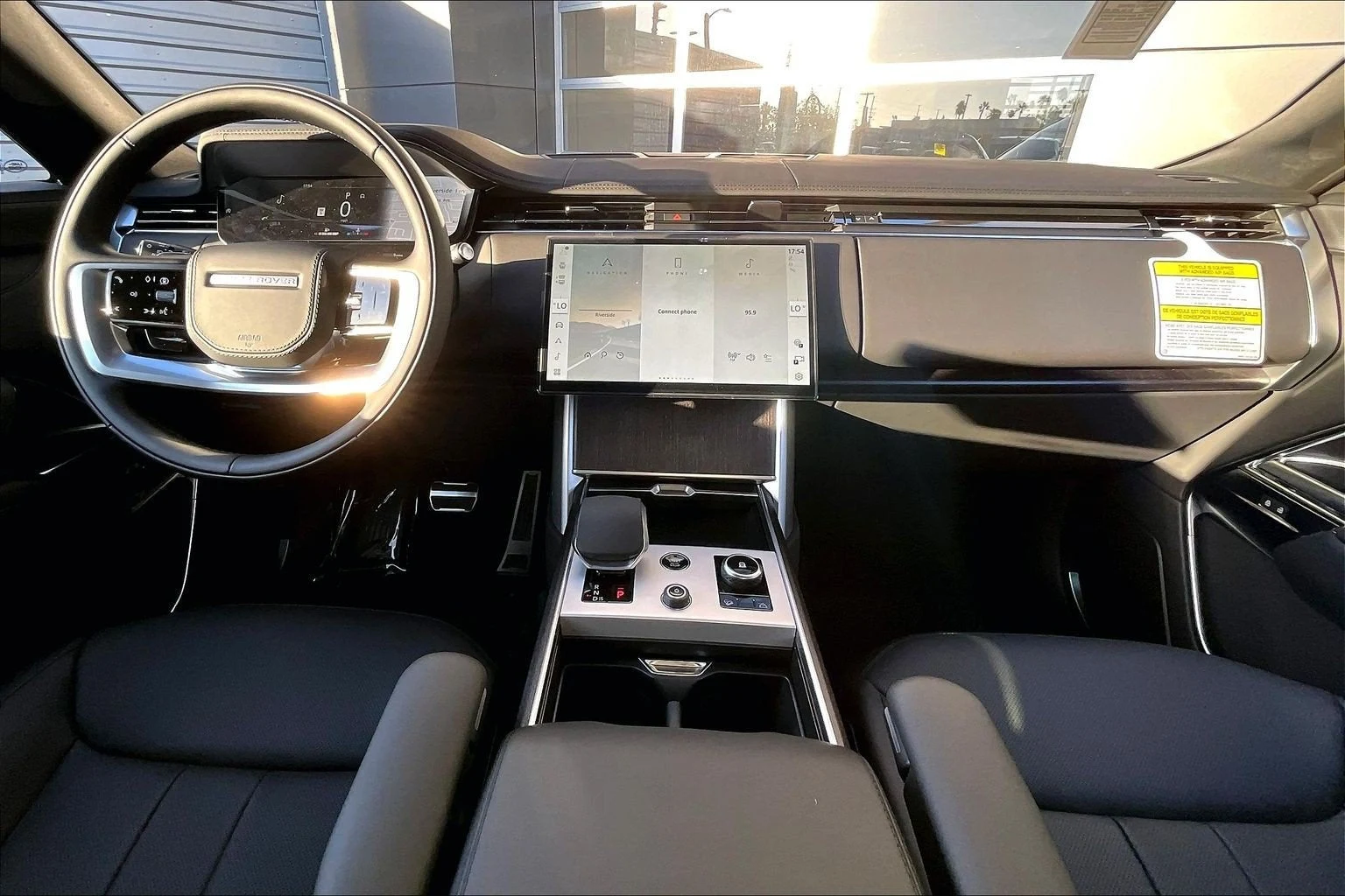 2027 Land Rover Range Rover SE LWB (L460), 5/14